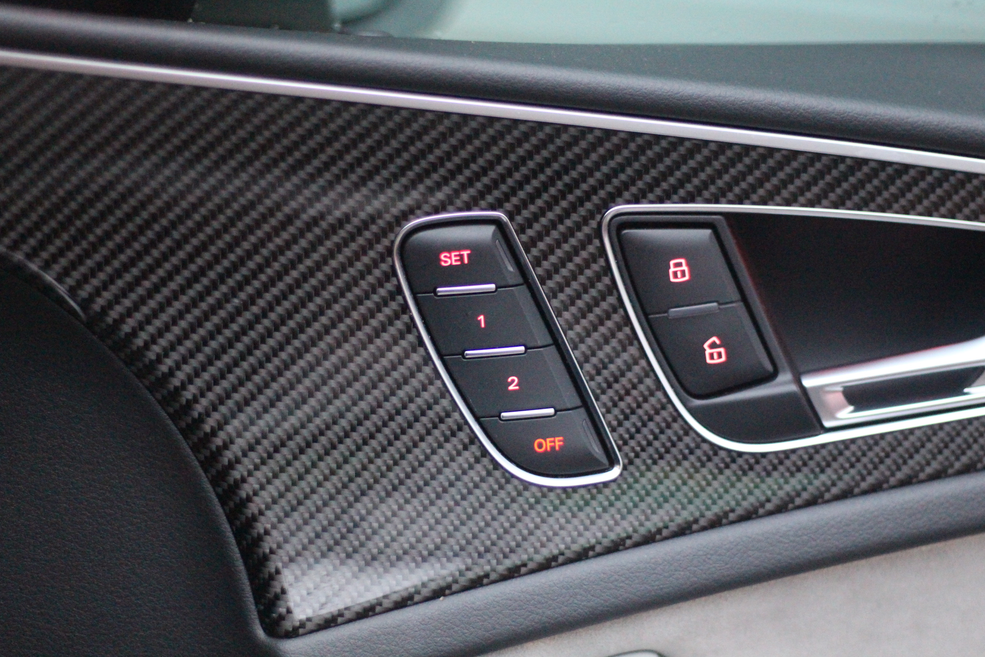 2017 (17) Audi RS6 Avant 4.0 TFSI V8 Performance Avant Tiptronic quattro (s/s) 5dr