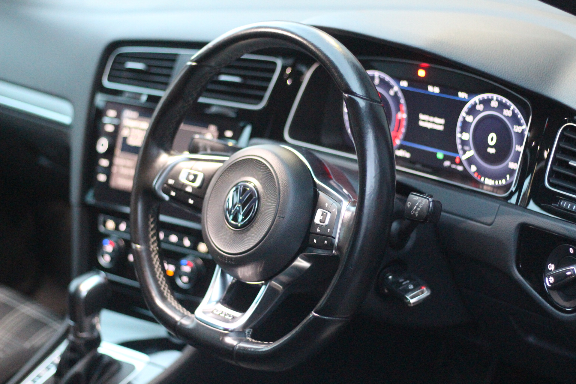 2017 (17) Volkswagen Golf 2.0 TDI BlueMotion Tech GTD DSG (s/s) 5dr