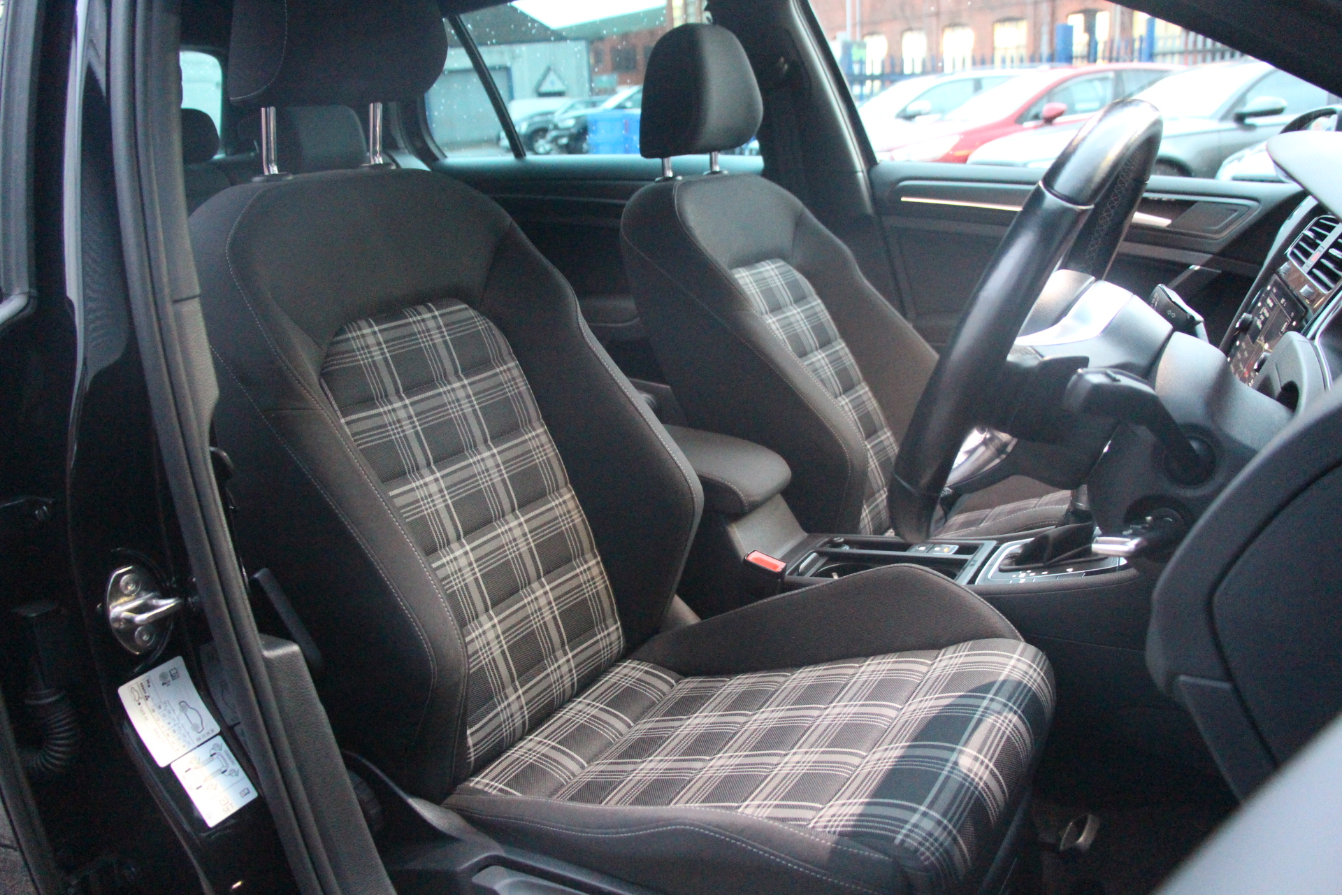 2017 (17) Volkswagen Golf 2.0 TDI BlueMotion Tech GTD DSG (s/s) 5dr