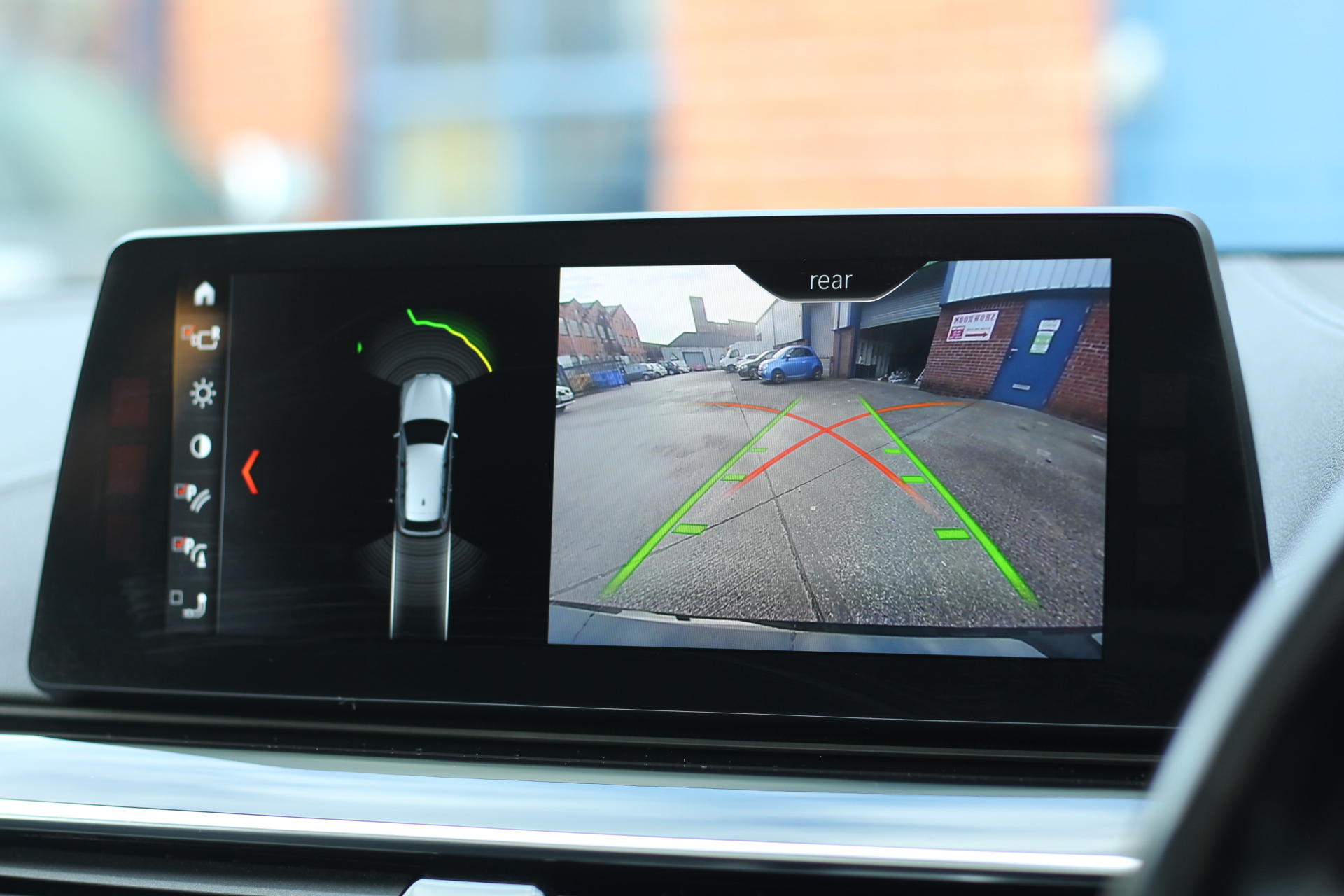 2017 (67) BMW 5 Series 3.0 530d M Sport Touring Auto xDrive (s/s) 5dr