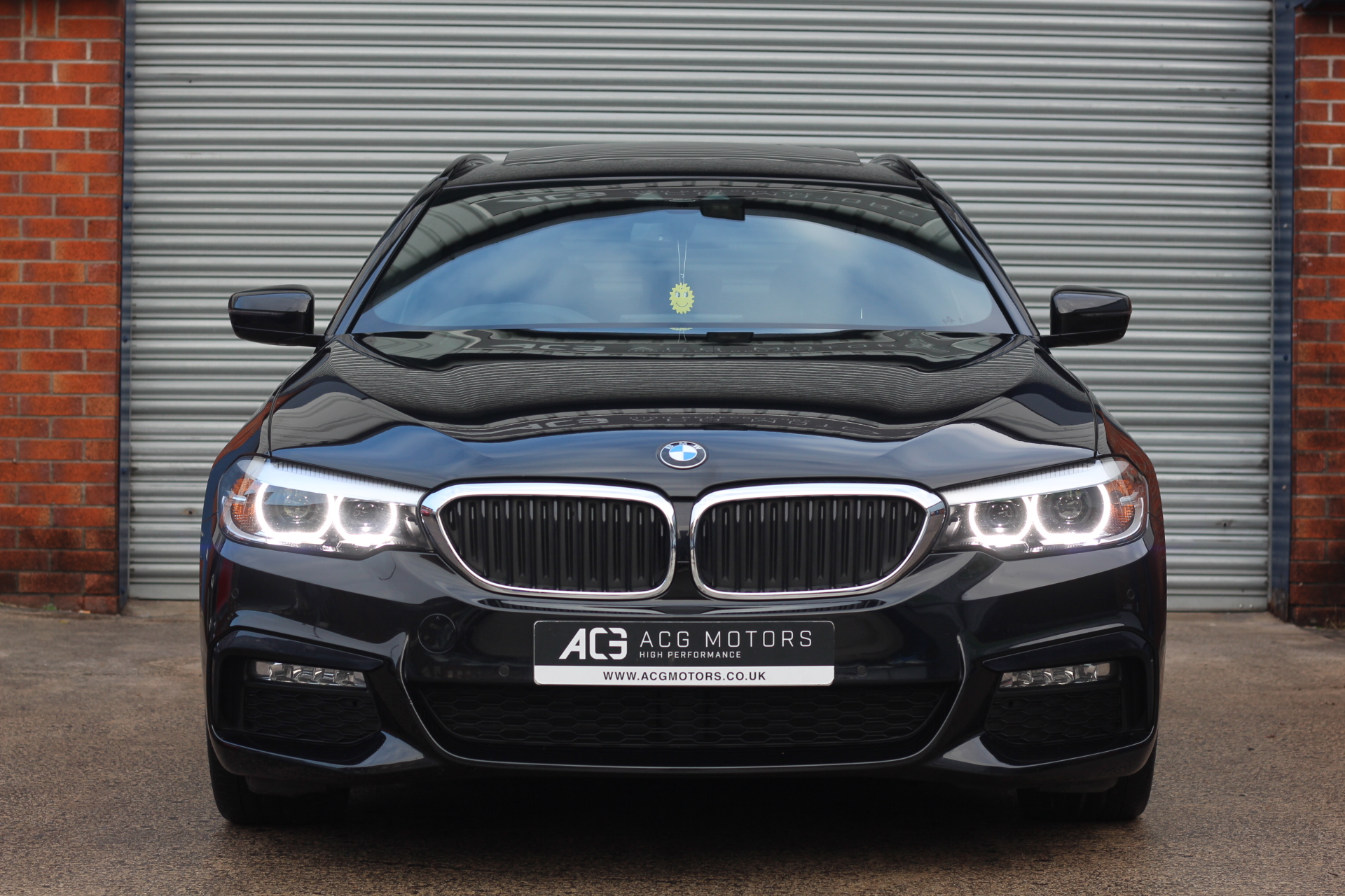 2017 (67) BMW 5 Series 3.0 530d M Sport Touring Auto xDrive (s/s) 5dr