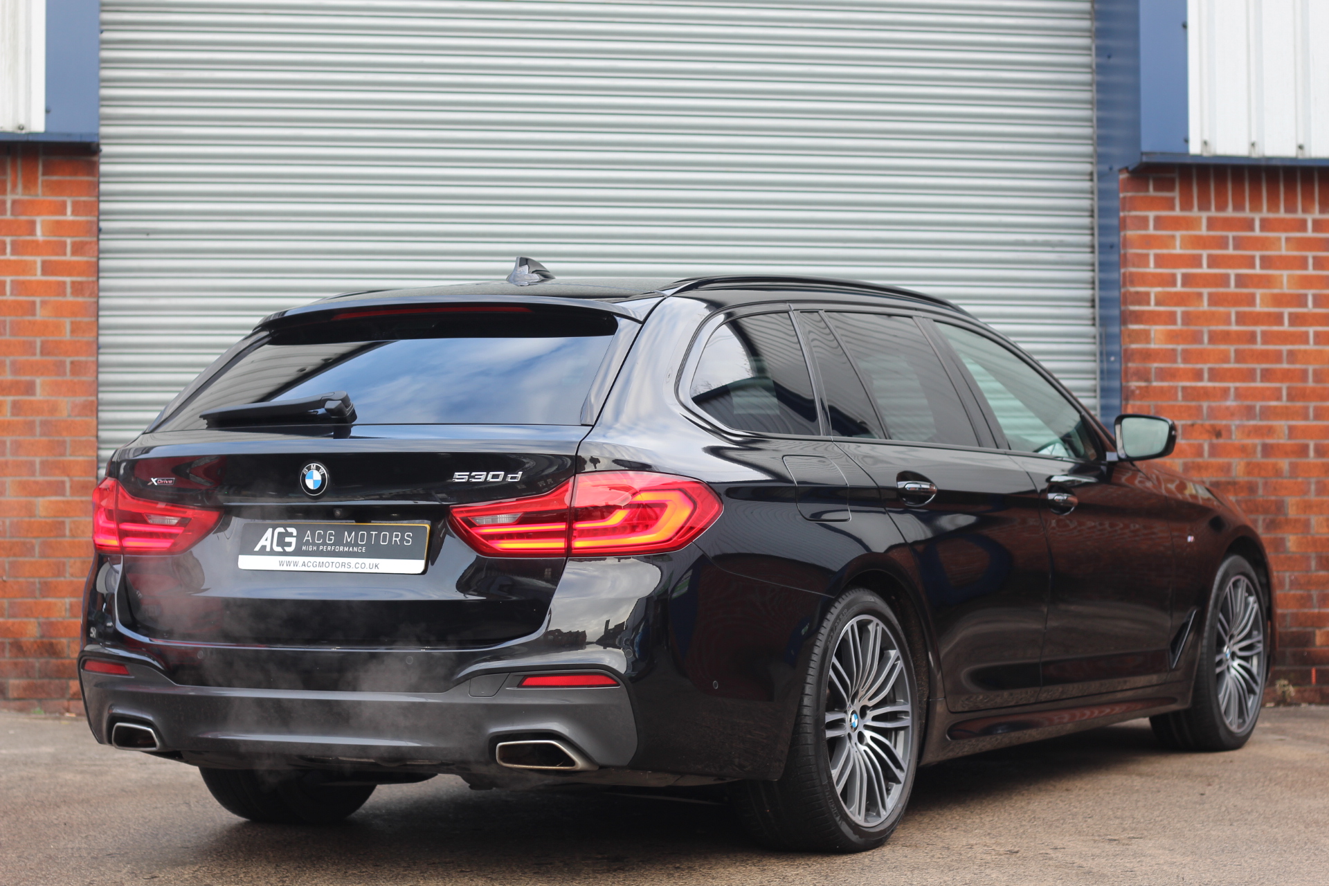 2017 (67) BMW 5 Series 3.0 530d M Sport Touring Auto xDrive (s/s) 5dr