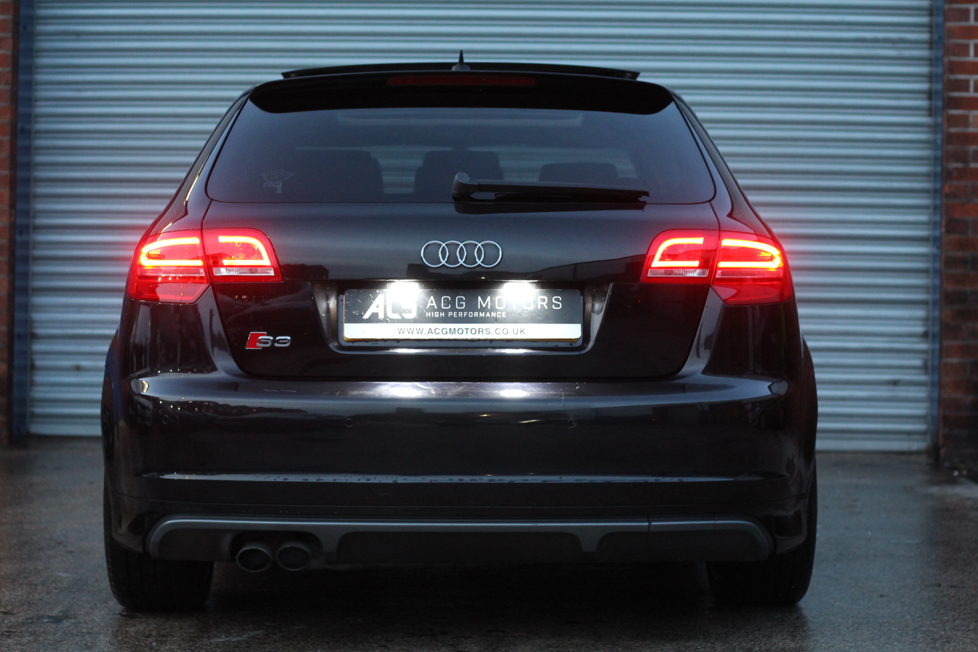 2010 (10) Audi S3 2.0 TFSI Black Edition Sportback S Tronic quattro 5dr