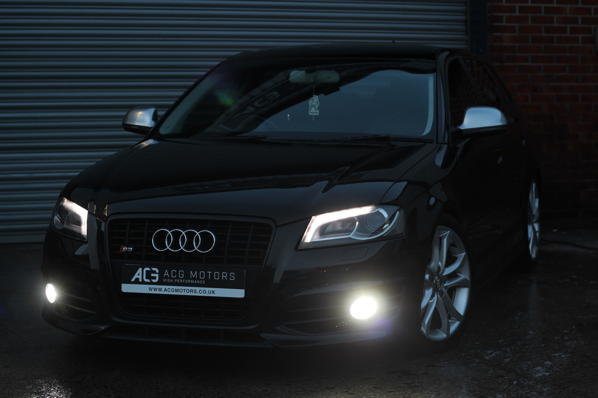 2010 (10) Audi S3 2.0 TFSI Black Edition Sportback S Tronic quattro 5dr