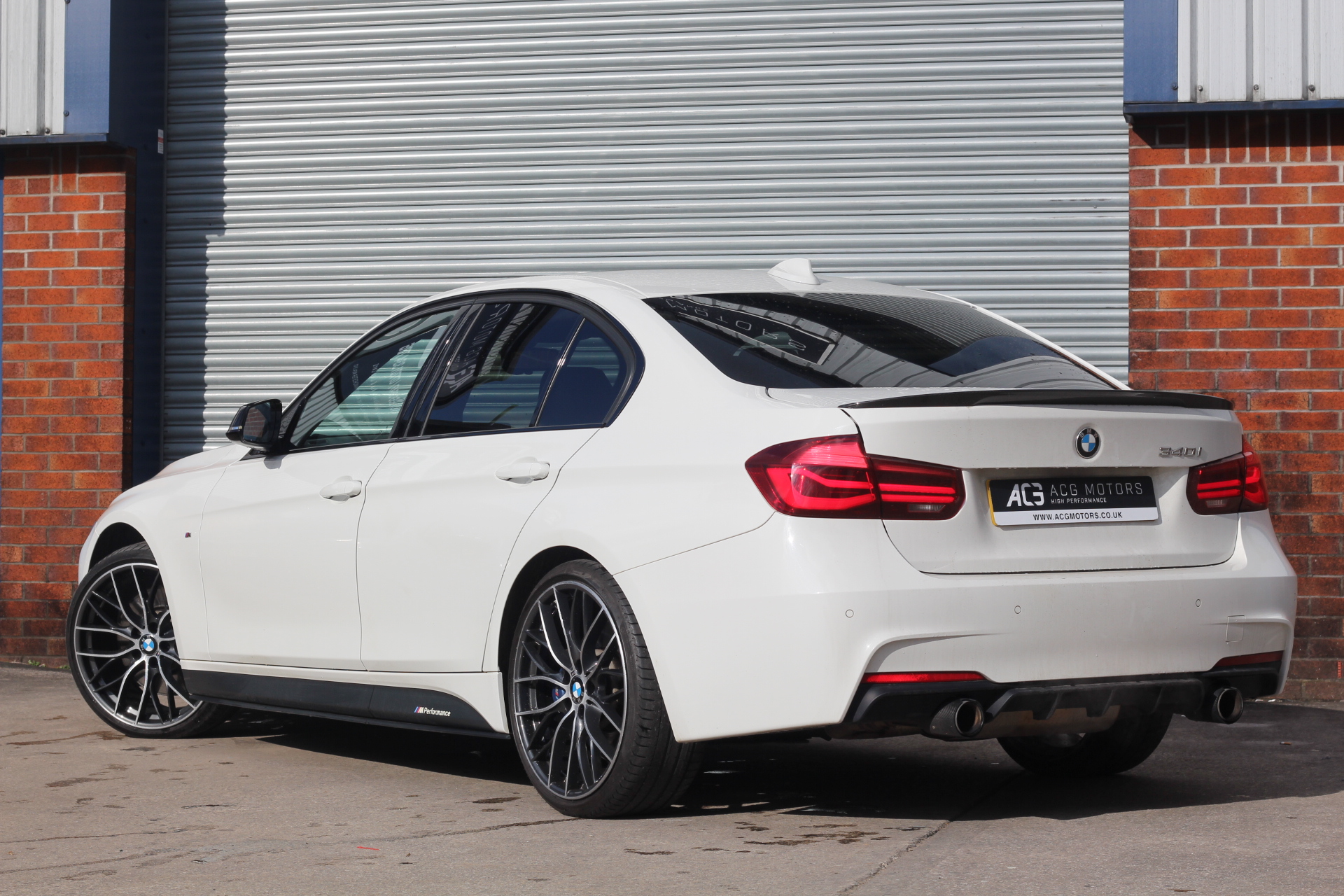 2018 (18) BMW 3 Series 3.0 340i M Sport Shadow Edition Auto (s/s) 4dr