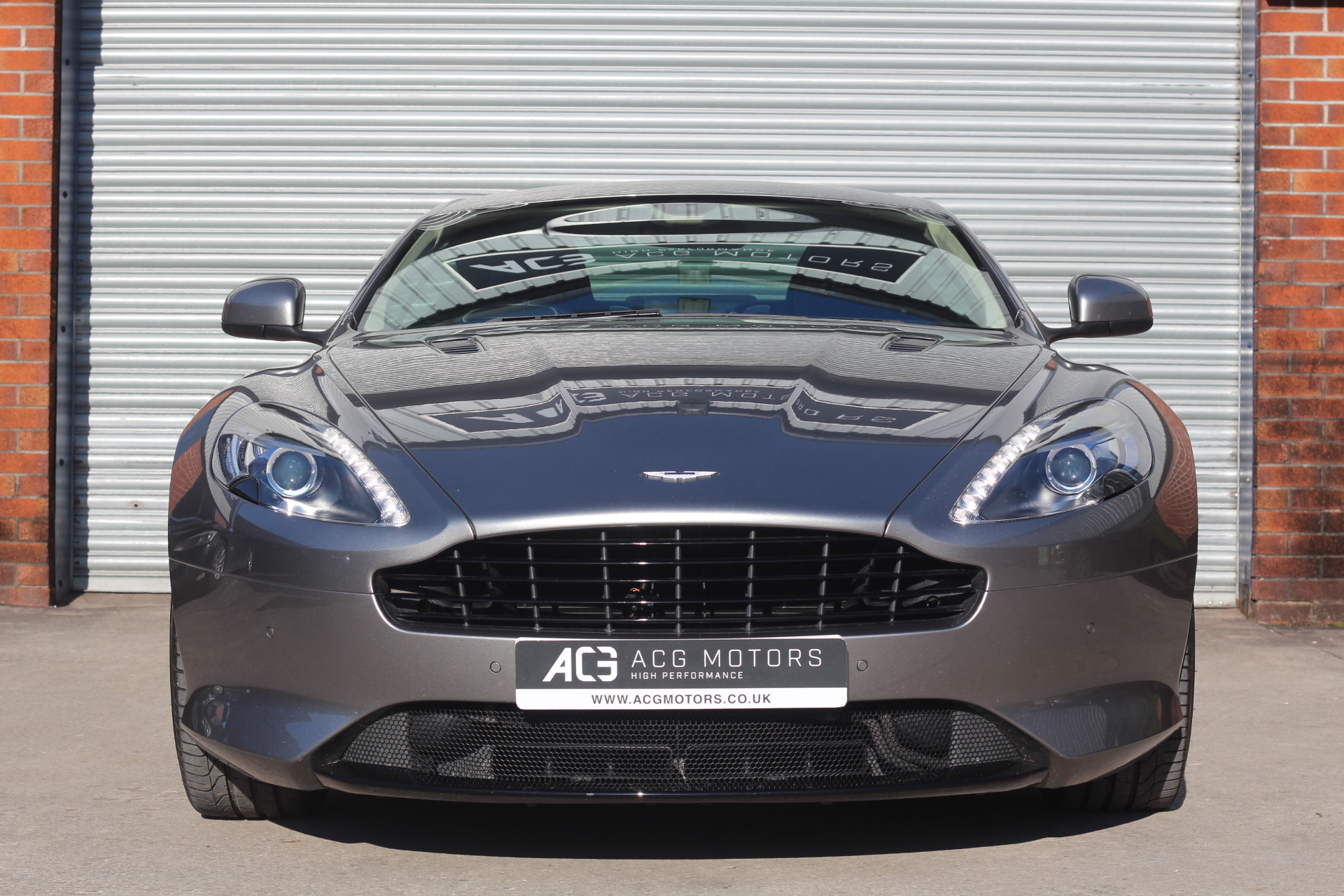 2016 (16) Aston Martin DB9 5.9 GT Touchtronic II 2dr