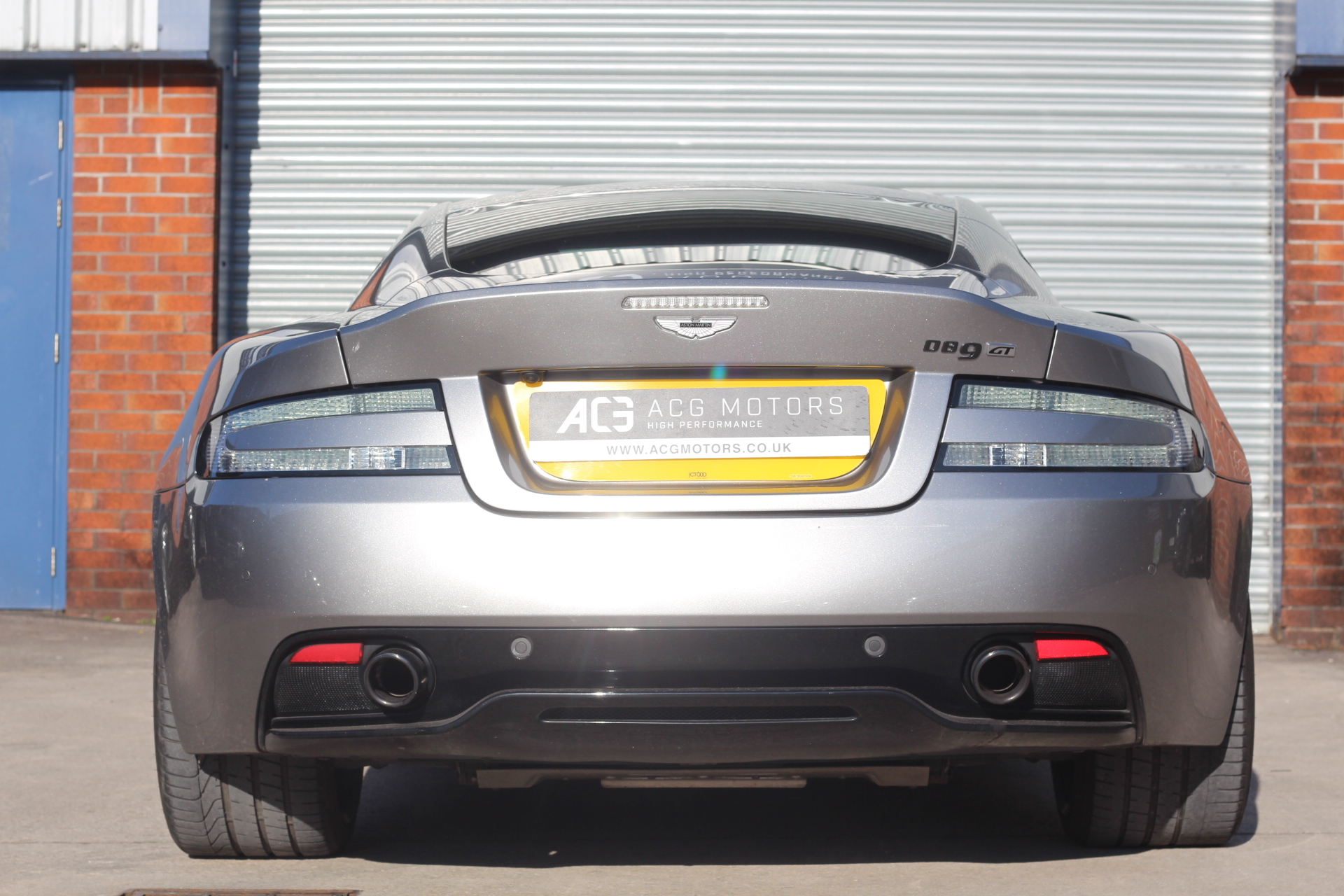 2016 (16) Aston Martin DB9 5.9 GT Touchtronic II 2dr