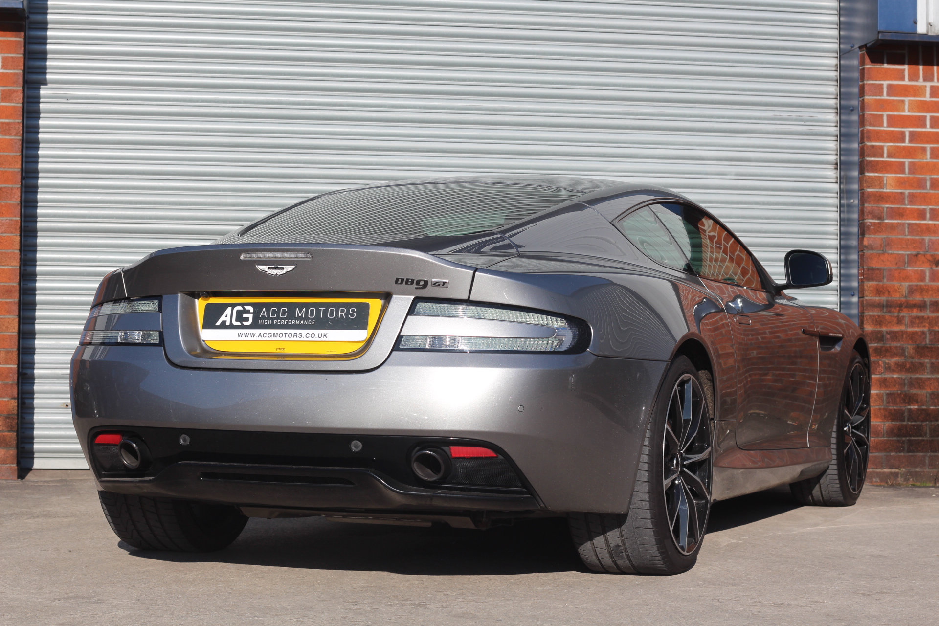 2016 (16) Aston Martin DB9 5.9 GT Touchtronic II 2dr