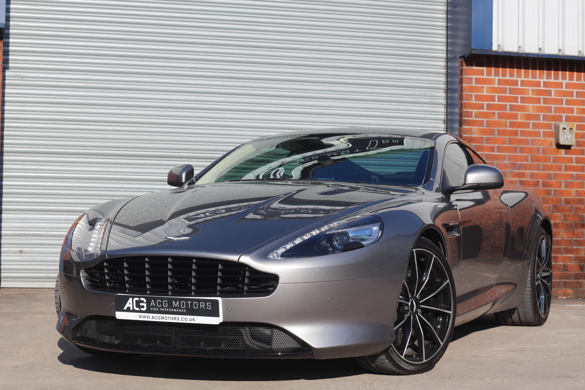 2016 (16) Aston Martin DB9 5.9 GT Touchtronic II 2dr