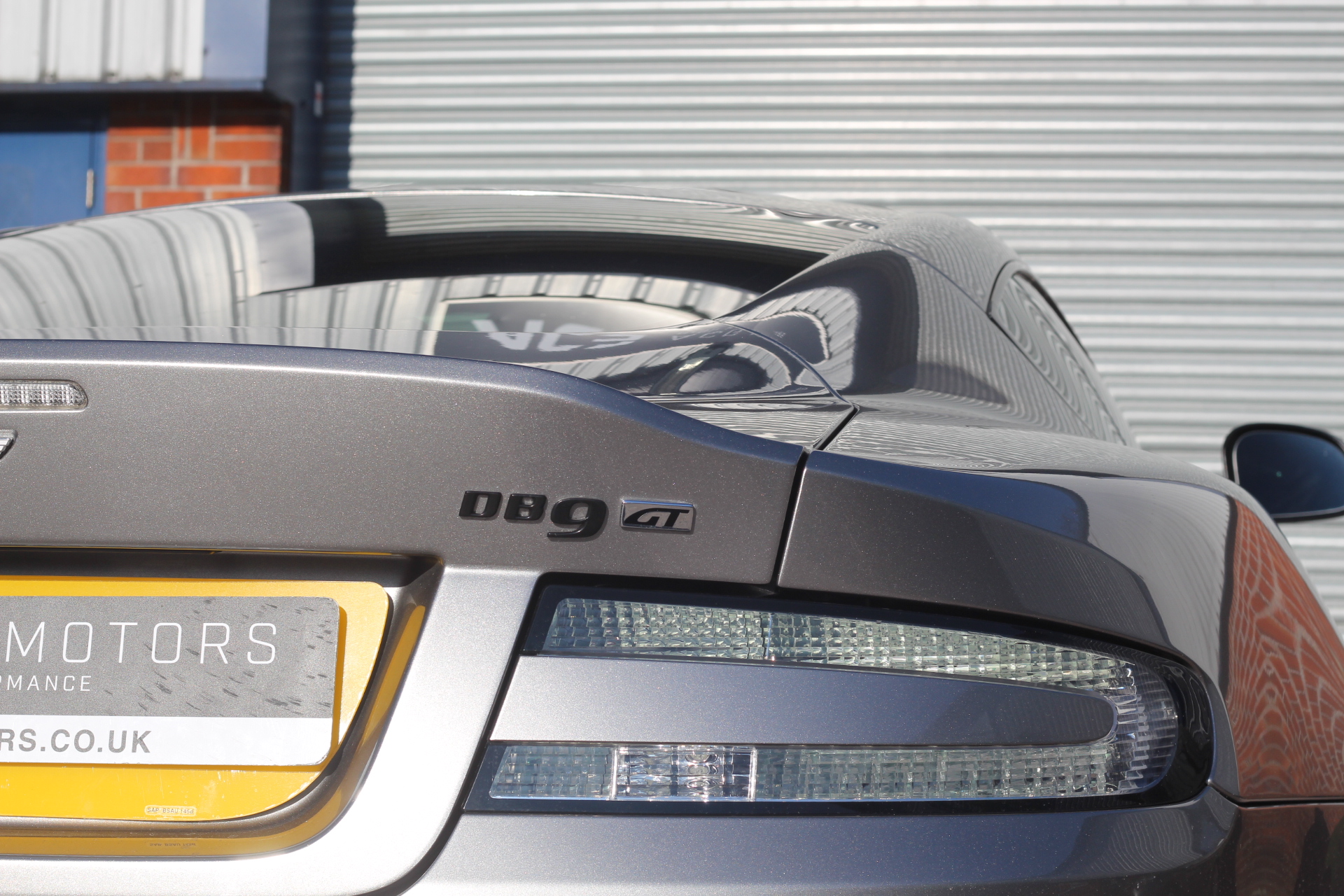 2016 (16) Aston Martin DB9 5.9 GT Touchtronic II 2dr