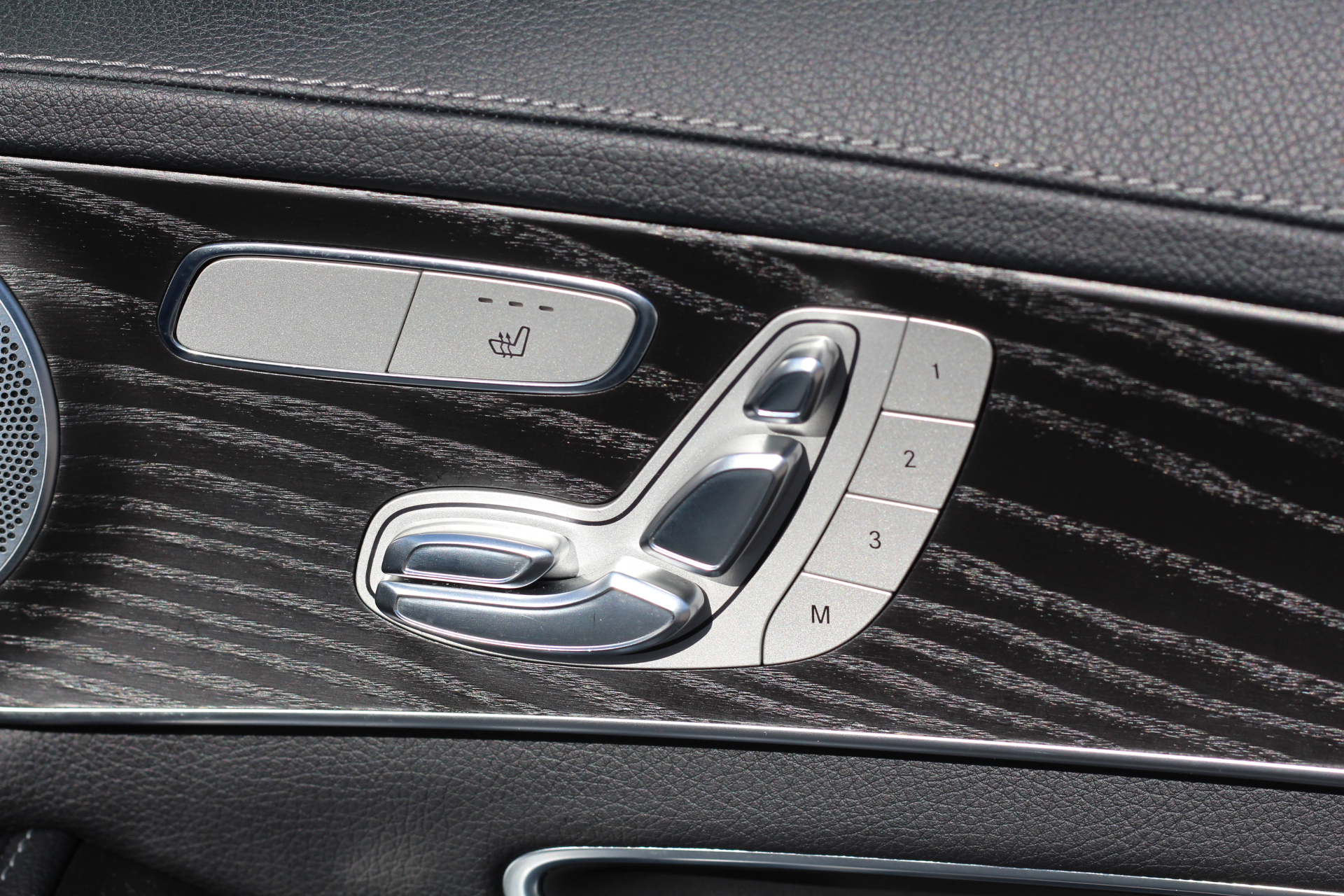 2015 (65) Mercedes-Benz C Class 2.1 C250d AMG Line (Premium Plus) 7G-Tronic+ (s/s) 4dr