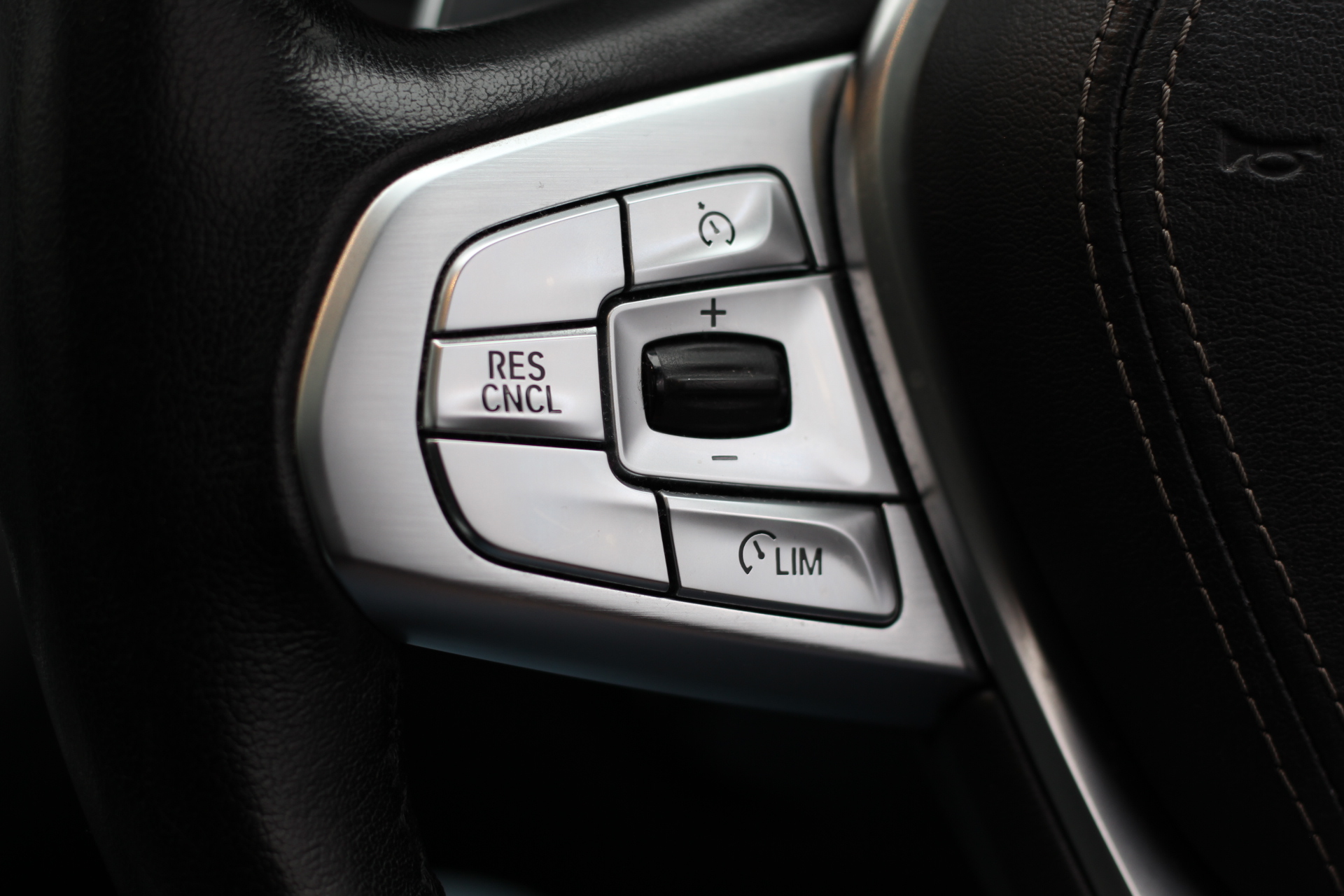 2016 (65) BMW 7 Series 3.0 730d M Sport Auto xDrive (s/s) 4dr