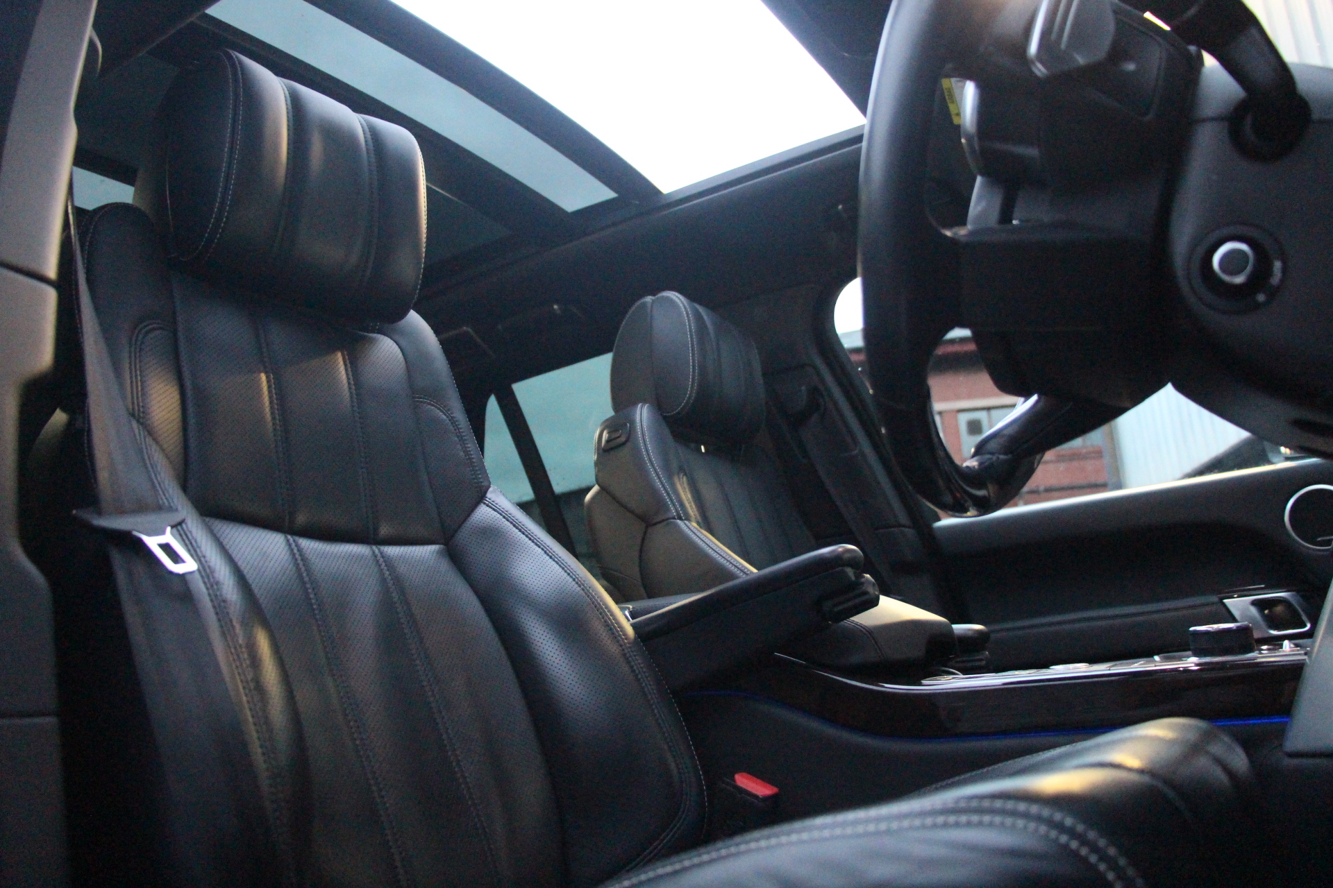 2017 (17) Land Rover Range Rover 4.4 SD V8 Autobiography Auto 4WD (s/s) 5dr