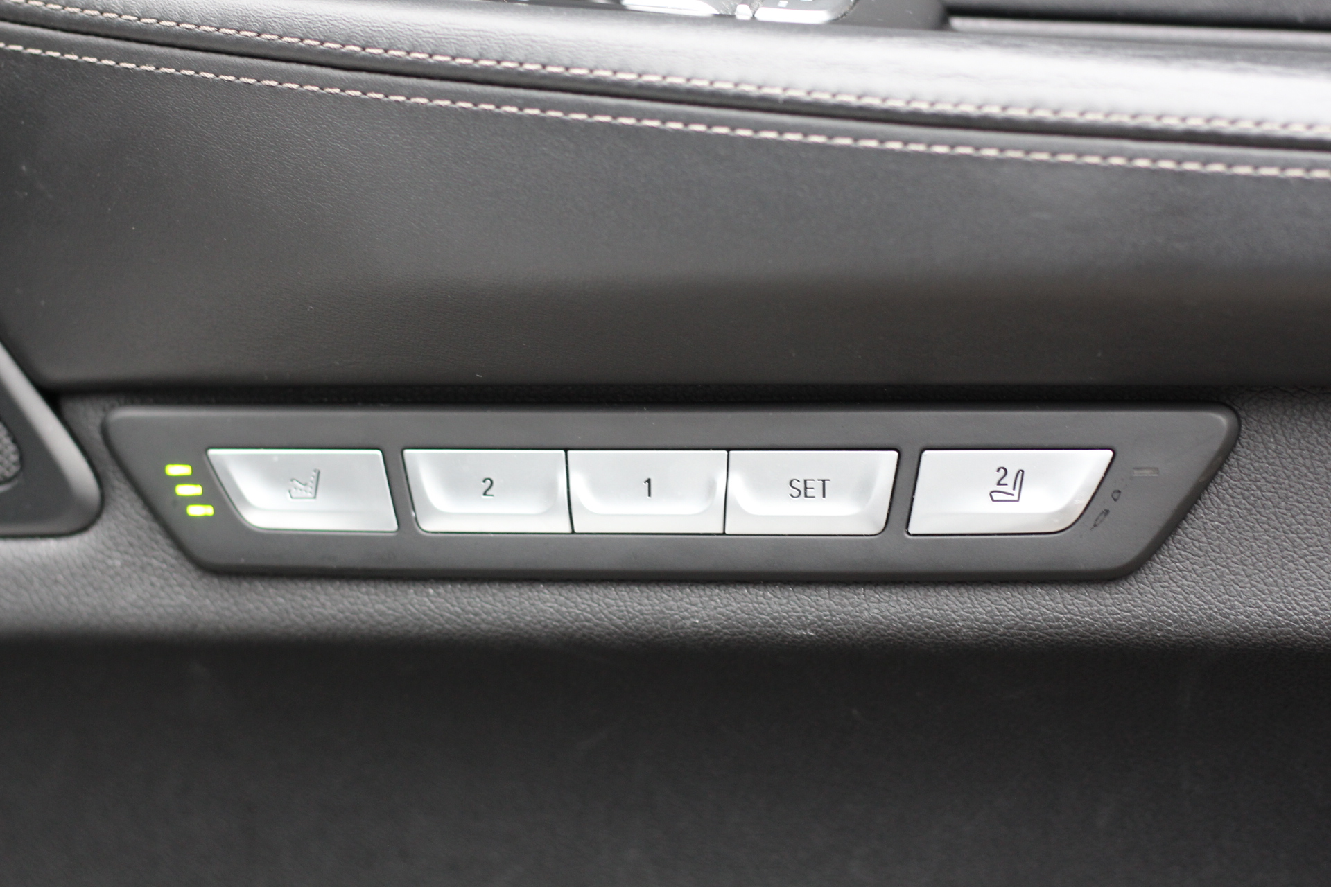 2016 (65) BMW 7 Series 3.0 730d M Sport Auto xDrive (s/s) 4dr