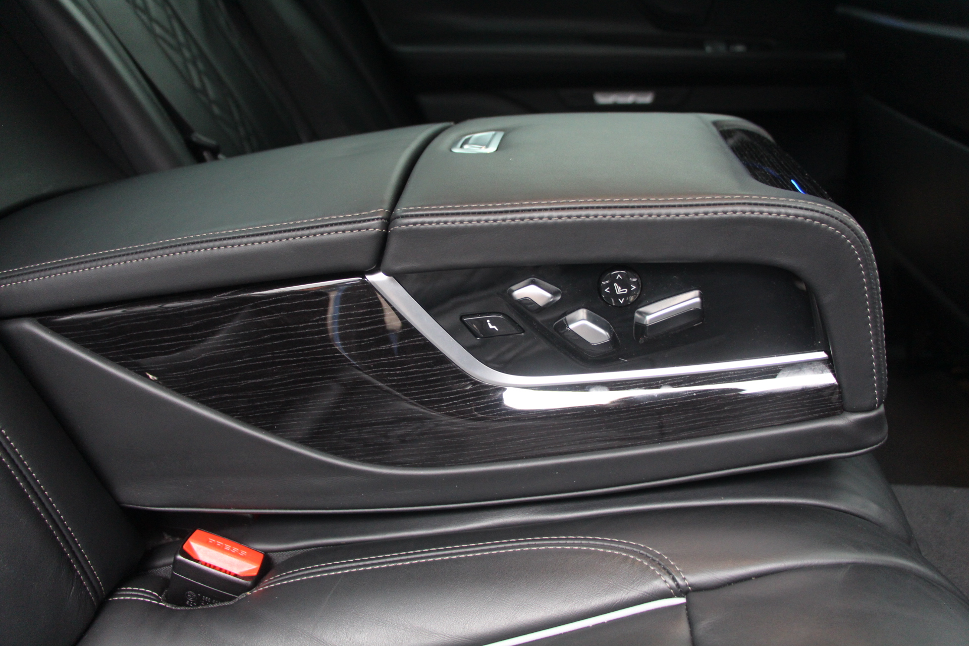 2016 (65) BMW 7 Series 3.0 730d M Sport Auto xDrive (s/s) 4dr