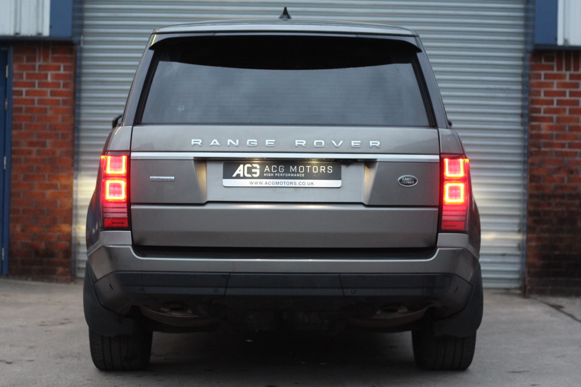 2017 (17) Land Rover Range Rover 4.4 SD V8 Autobiography Auto 4WD (s/s) 5dr