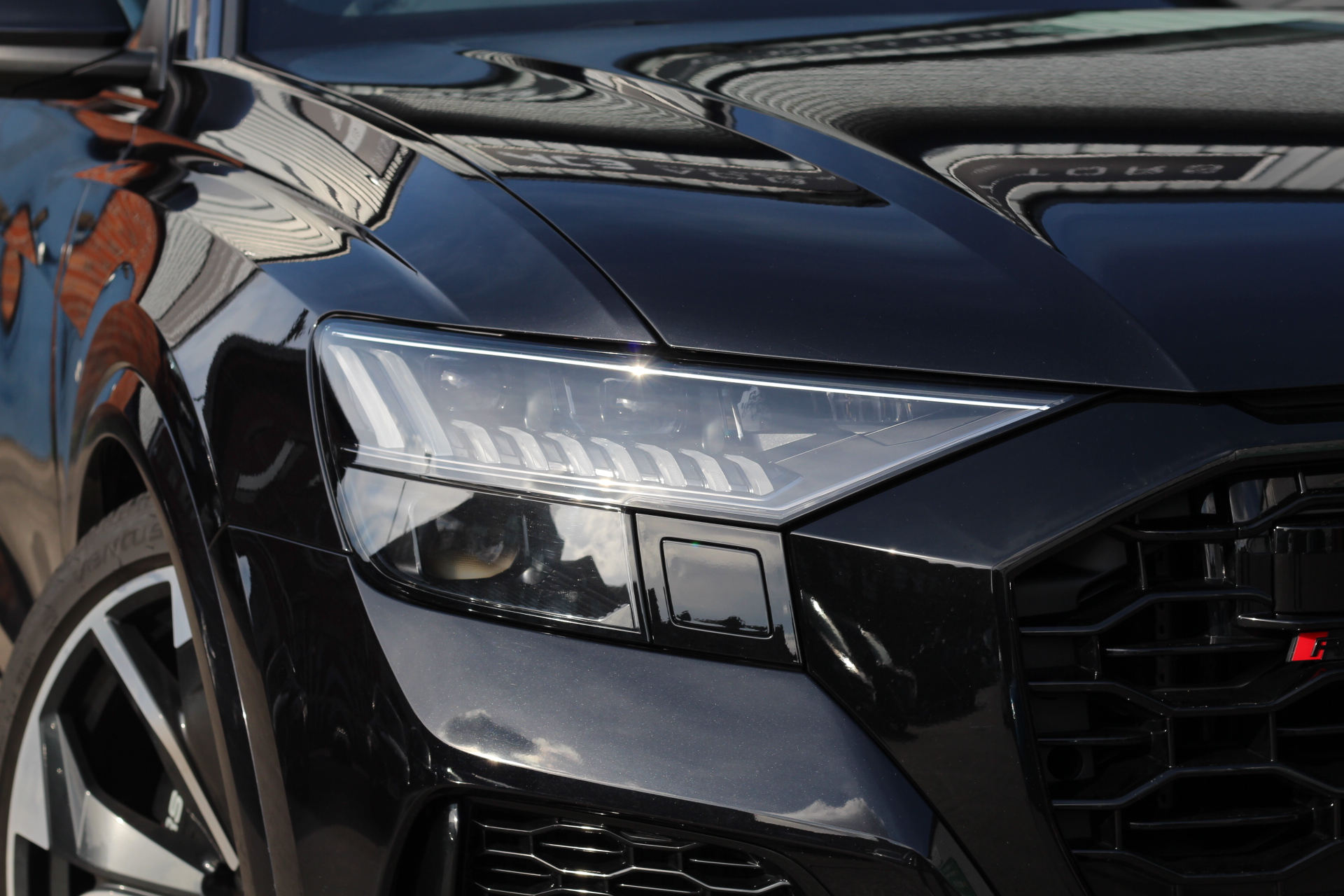 2020 (20) Audi RSQ8 4.0 TFSI V8 Vorsprung Tiptronic quattro (s/s) 5dr