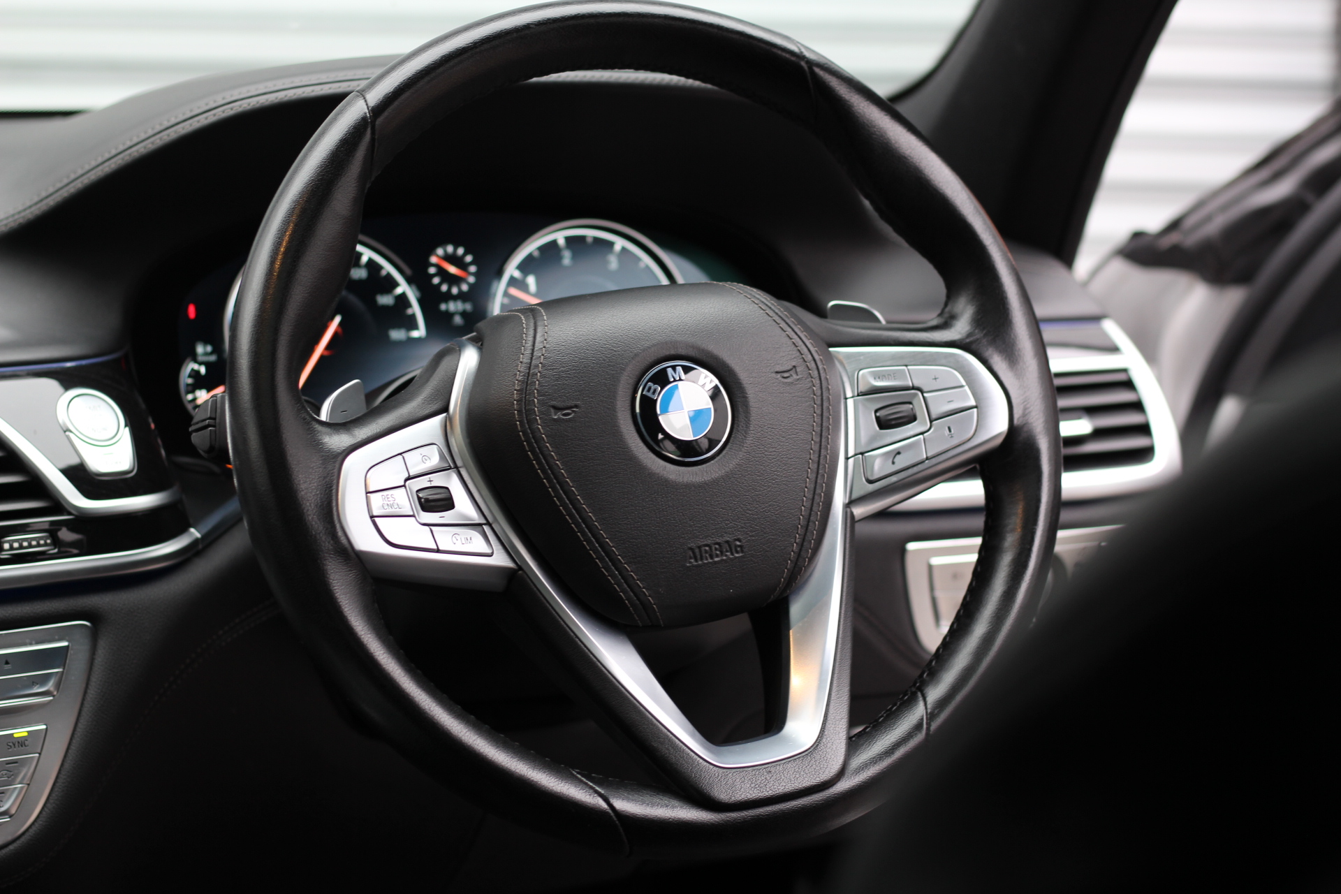 2016 (65) BMW 7 Series 3.0 730d M Sport Auto xDrive (s/s) 4dr