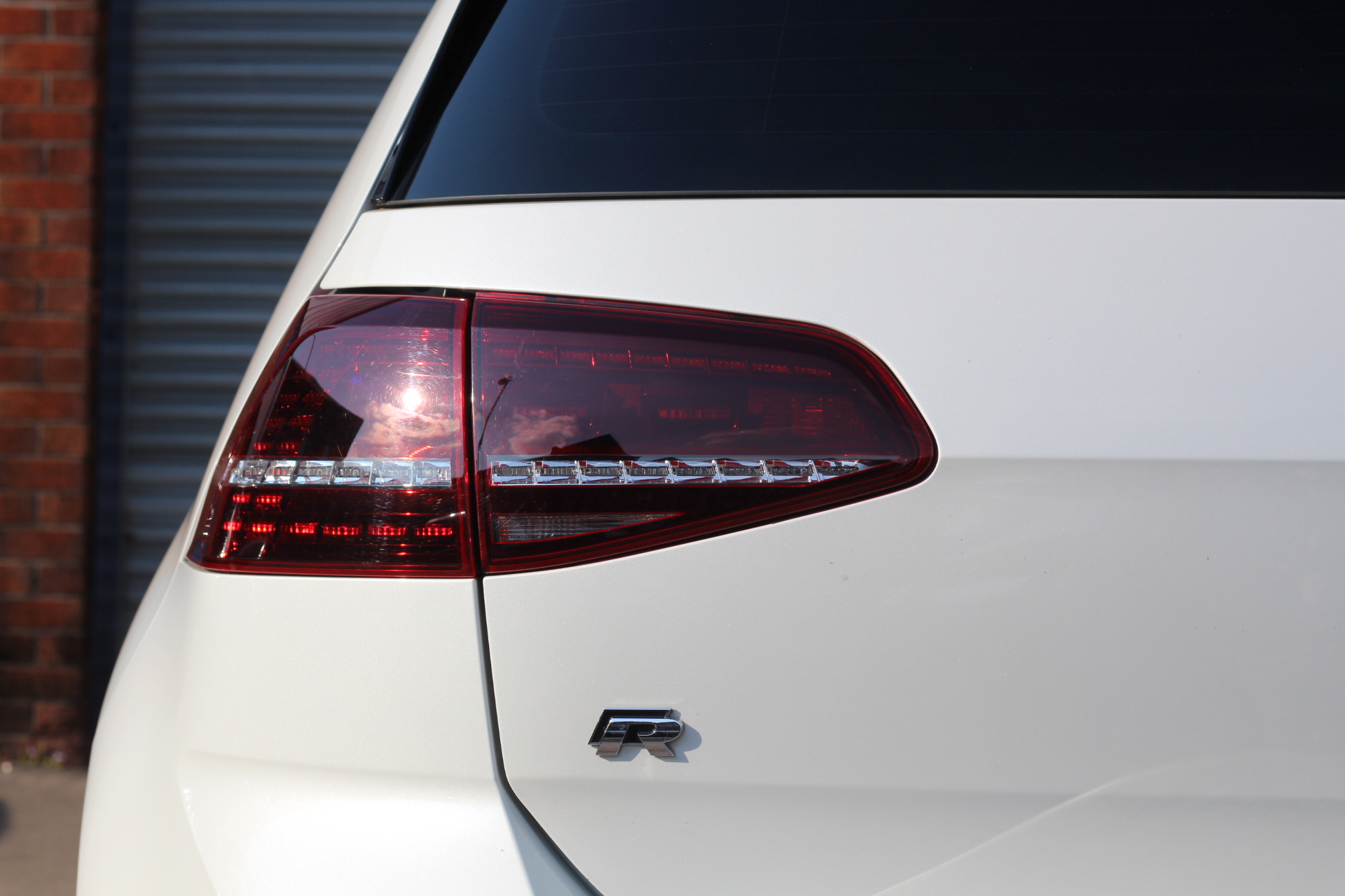 2016 (16) Volkswagen Golf 2.0 TSI BlueMotion Tech R DSG 4MOTION (s/s) 5dr