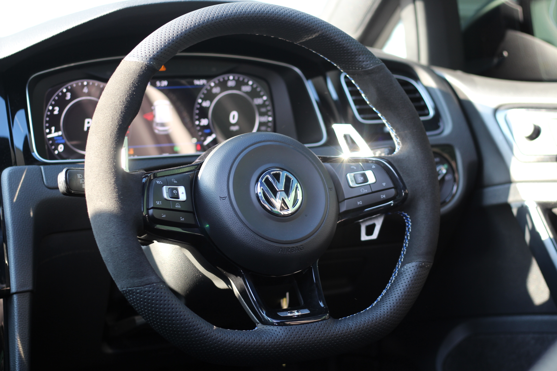 2016 (16) Volkswagen Golf 2.0 TSI BlueMotion Tech R DSG 4MOTION (s/s) 5dr