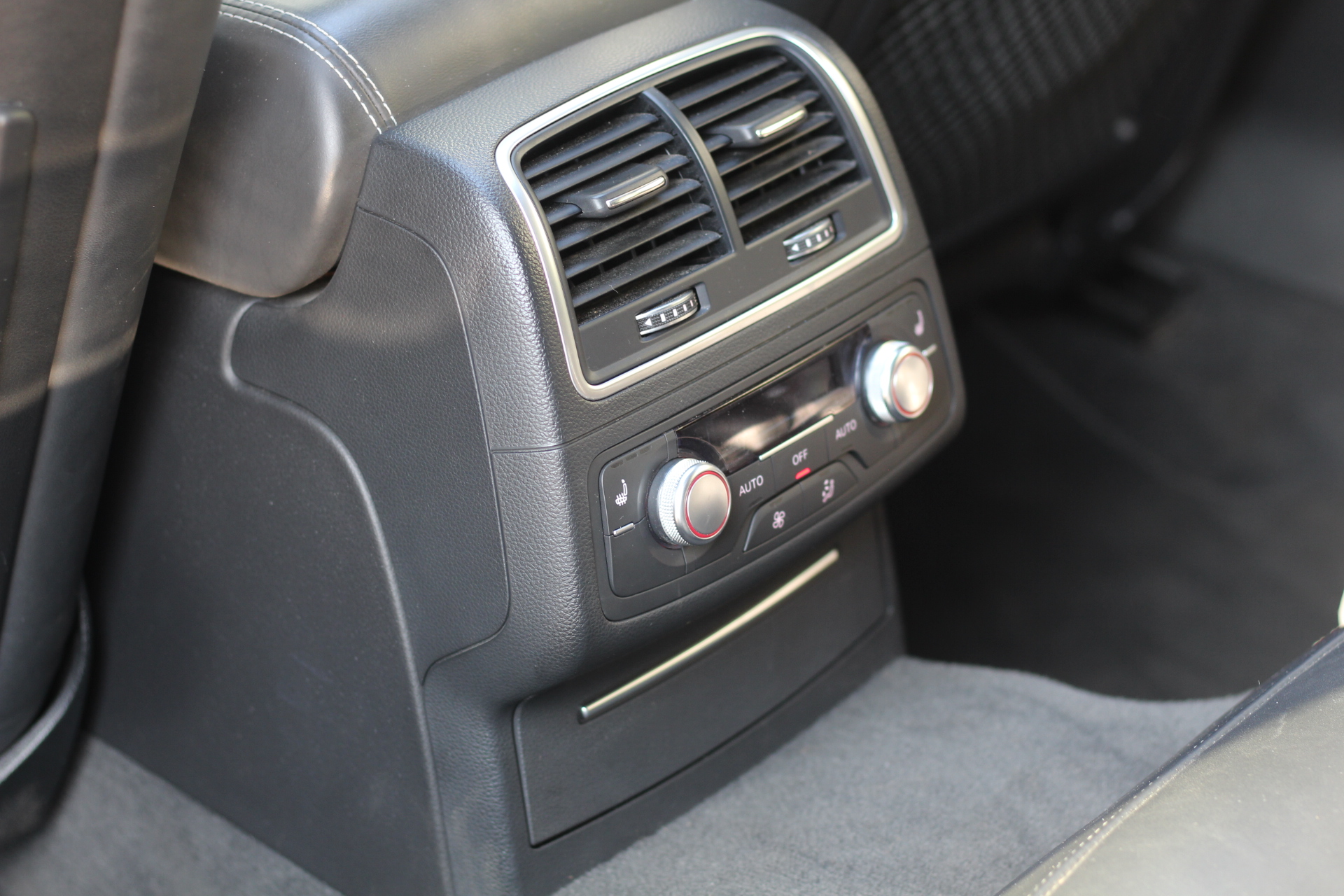 2015 (65) Audi RS6 Avant 4.0 TFSI V8 Avant Tiptronic quattro (s/s) 5dr