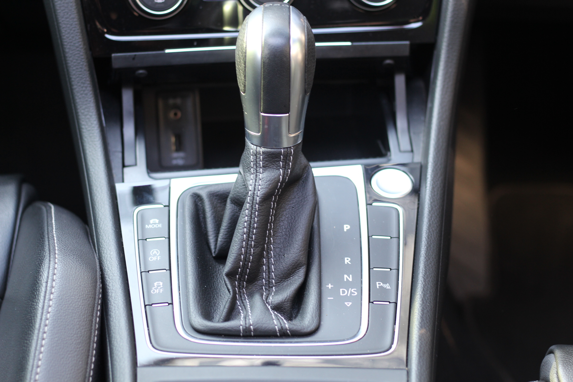 2016 (16) Volkswagen Golf 2.0 TSI BlueMotion Tech R DSG 4MOTION (s/s) 5dr