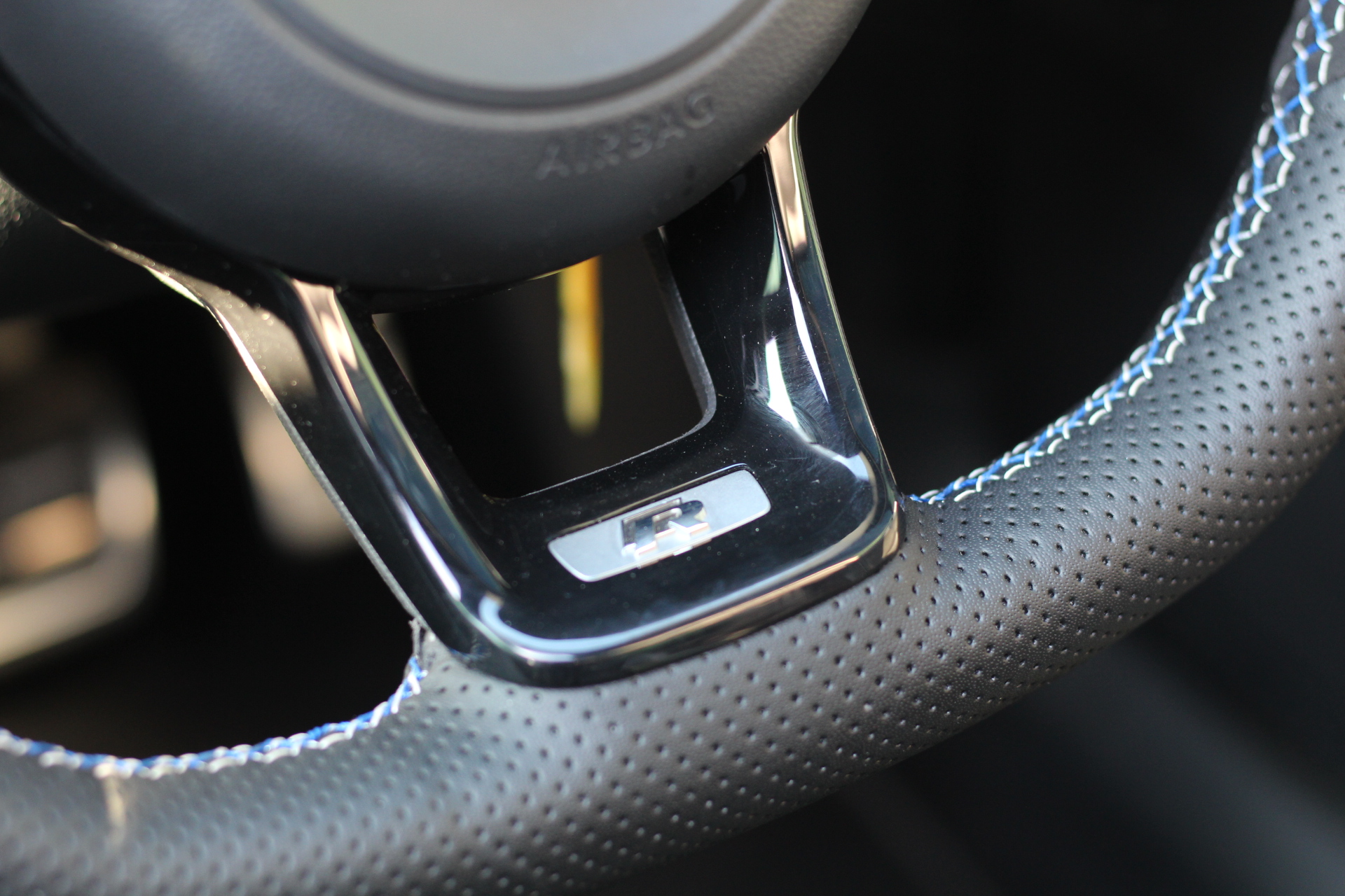 2016 (16) Volkswagen Golf 2.0 TSI BlueMotion Tech R DSG 4MOTION (s/s) 5dr