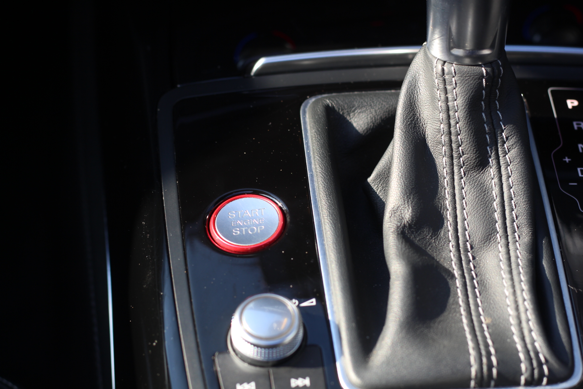 2015 (65) Audi RS6 Avant 4.0 TFSI V8 Avant Tiptronic quattro (s/s) 5dr