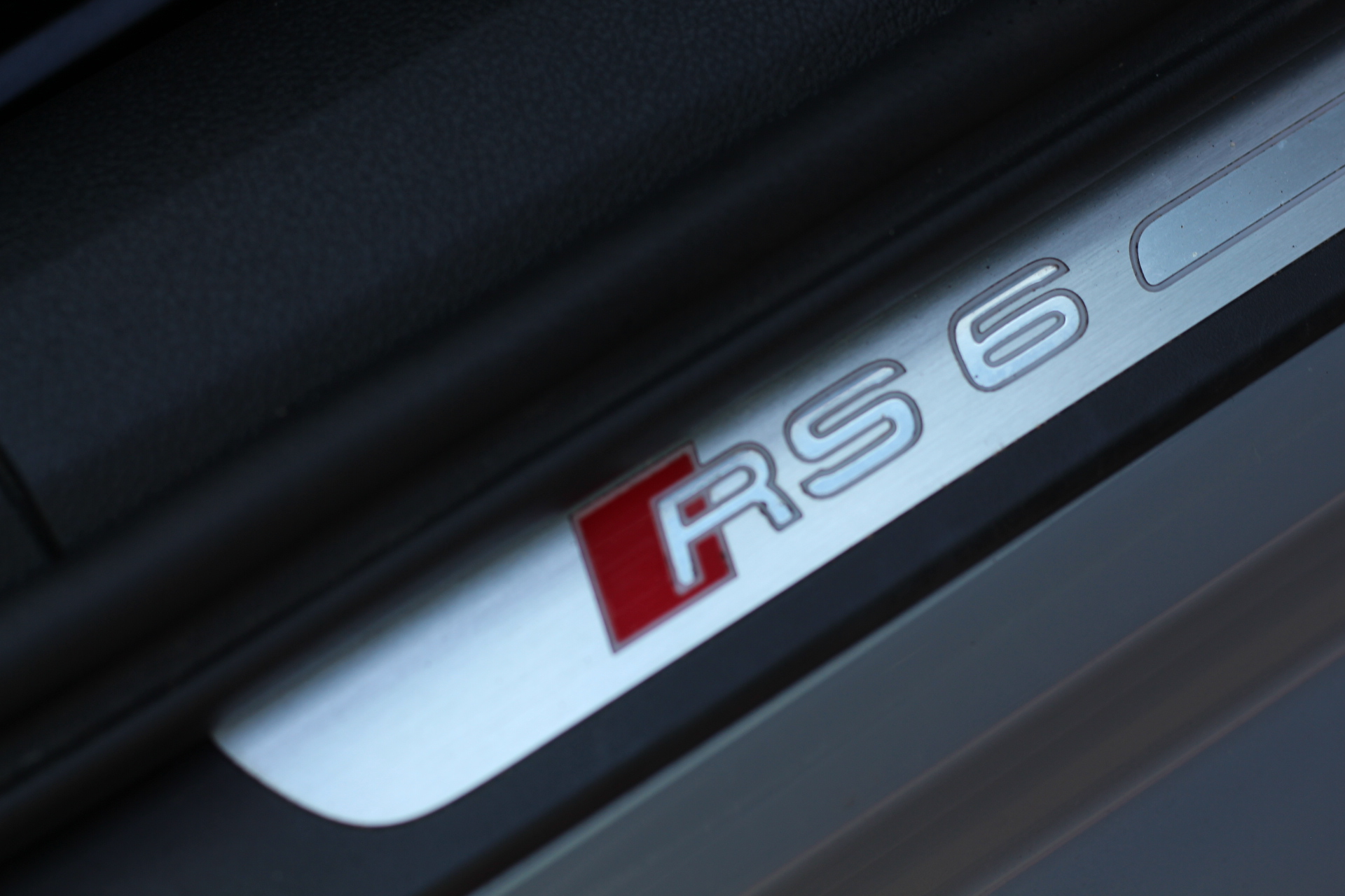 2015 (65) Audi RS6 Avant 4.0 TFSI V8 Avant Tiptronic quattro (s/s) 5dr