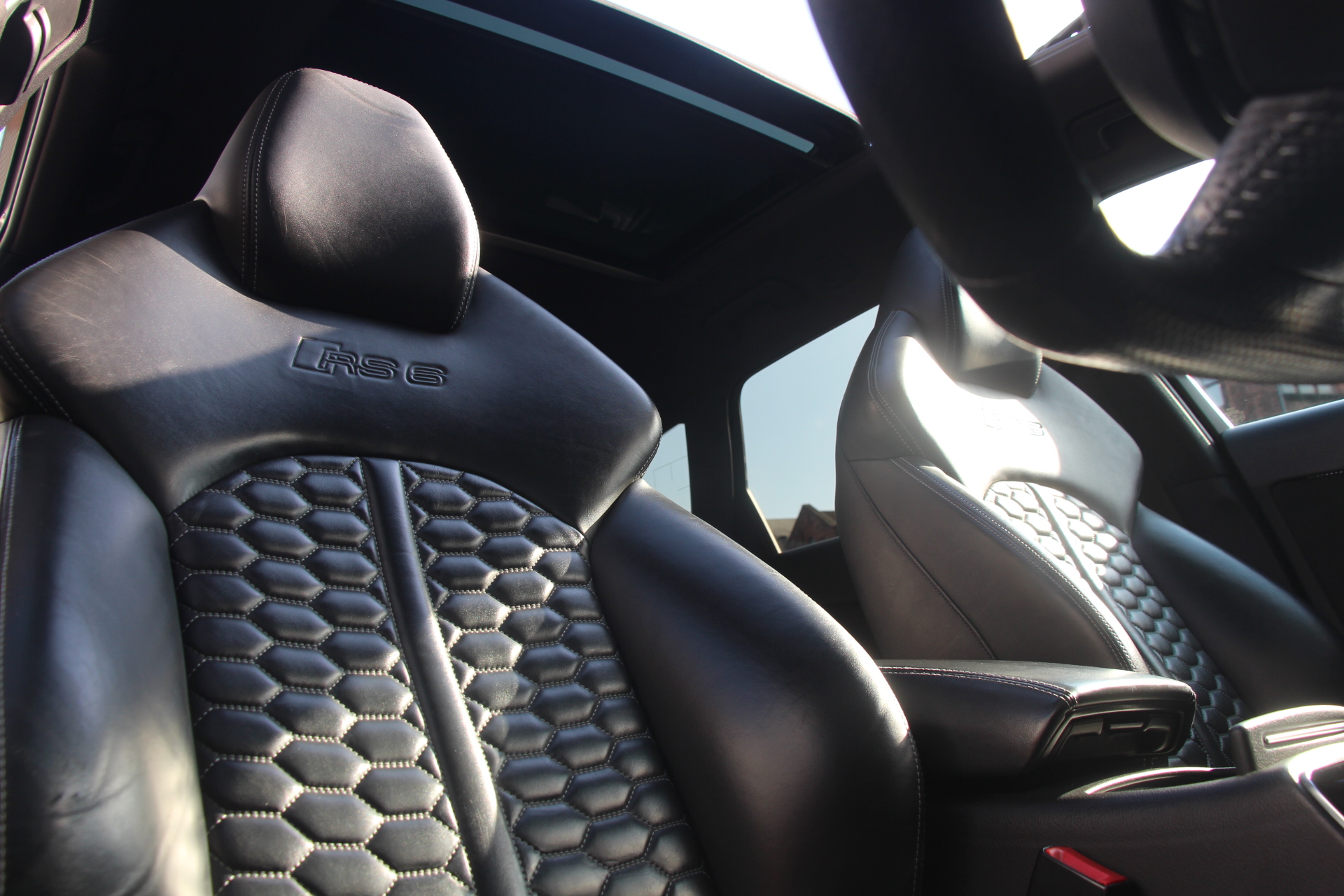 2015 (65) Audi RS6 Avant 4.0 TFSI V8 Avant Tiptronic quattro (s/s) 5dr