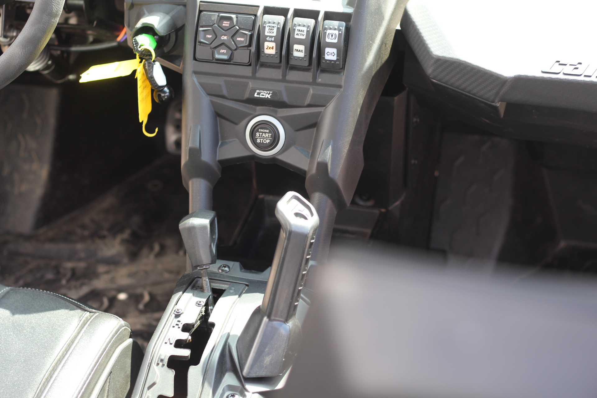 2020 (20) Can-Am Maverick X3 X rs Turbo RR