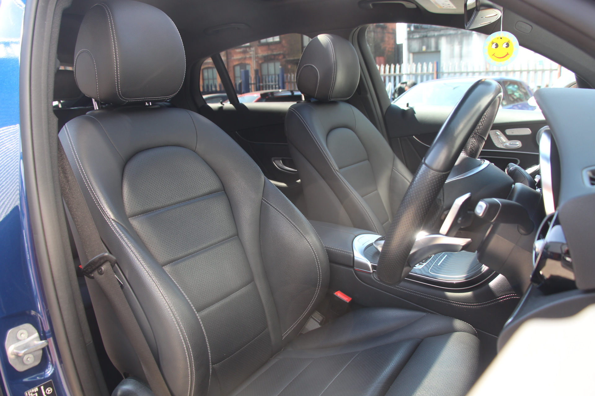 2017 (17) Mercedes-Benz GLC Class 3.0 GLC350d V6 AMG Line (Premium Plus) G-Tronic 4MATIC (s/s) 5dr