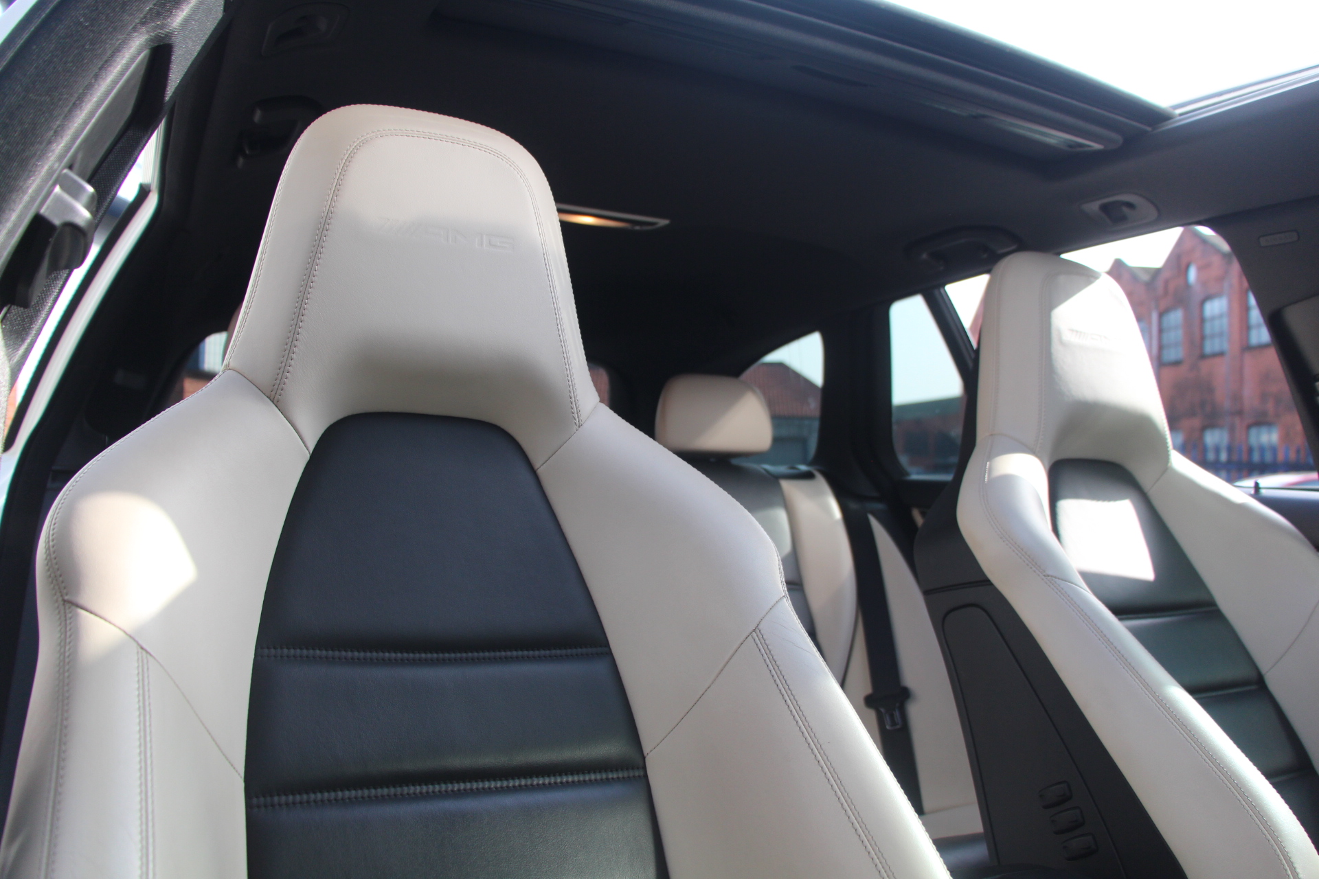 2013 (13) Mercedes-Benz C Class 6.3 C63 AMG MCT 7S 5dr (COMAND)