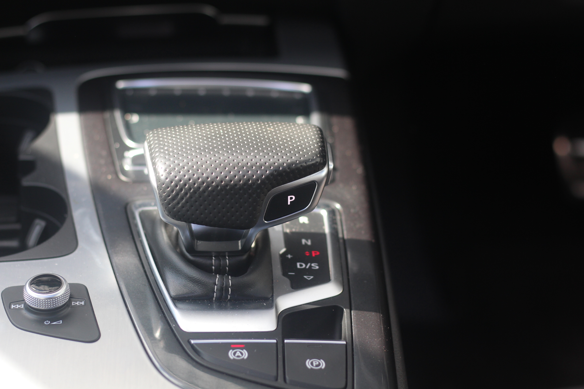 2017 (67) Audi Q7 3.0 TDI V6 S line Tiptronic quattro (s/s) 5dr