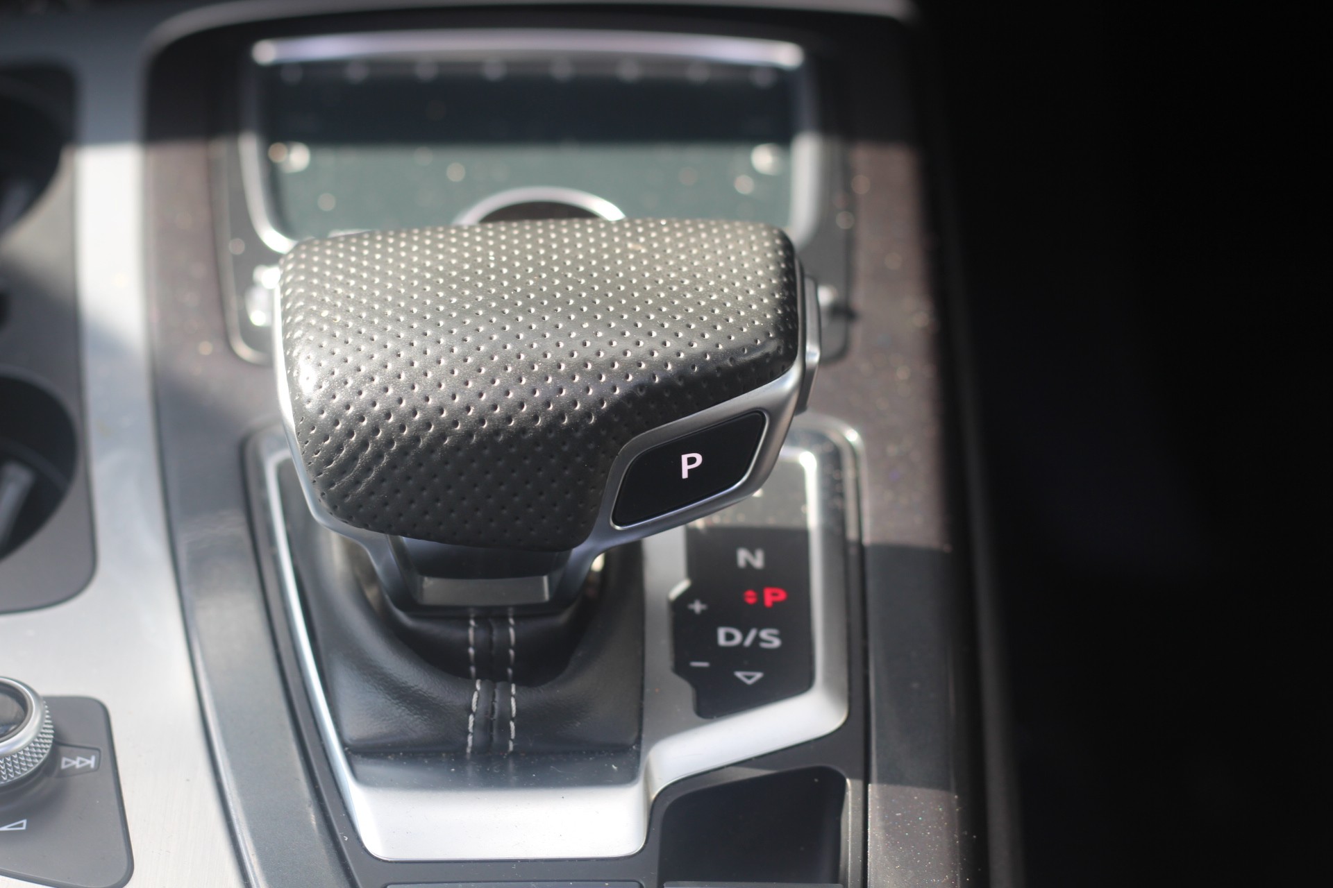 2017 (67) Audi Q7 3.0 TDI V6 S line Tiptronic quattro (s/s) 5dr