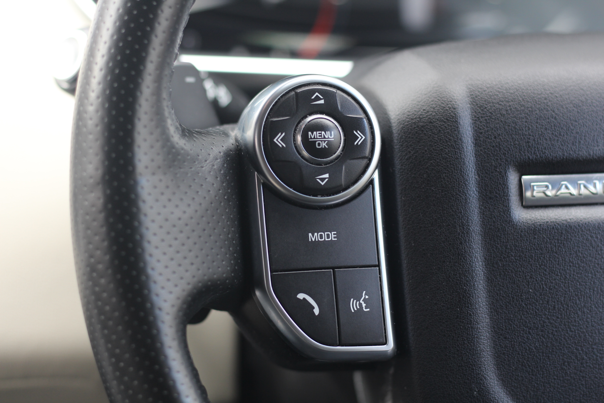 2016 (16) Land Rover Range Rover Sport 3.0 SD V6 HSE Dynamic 4X4 (s/s) 5dr