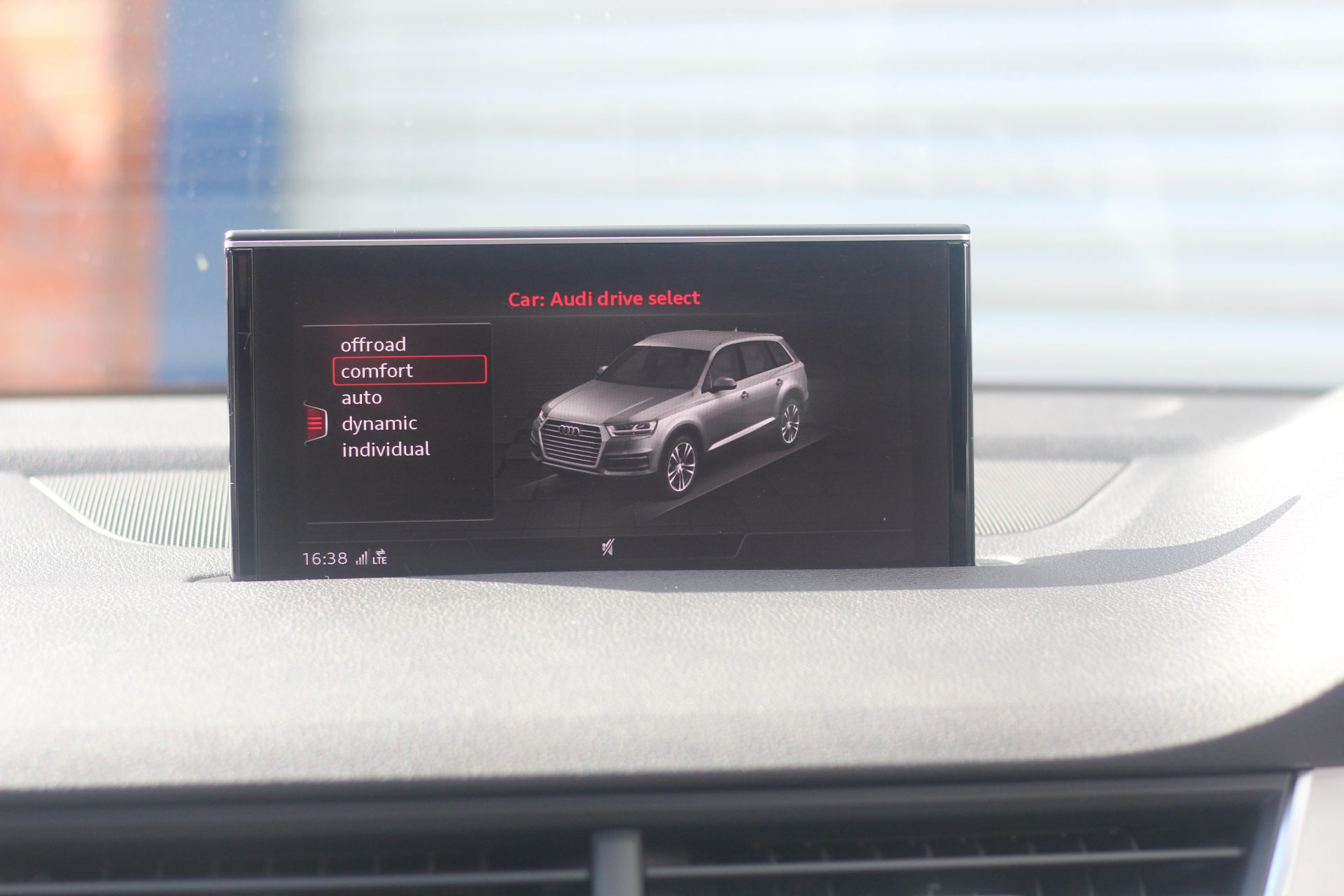 2017 (67) Audi Q7 3.0 TDI V6 S line Tiptronic quattro (s/s) 5dr