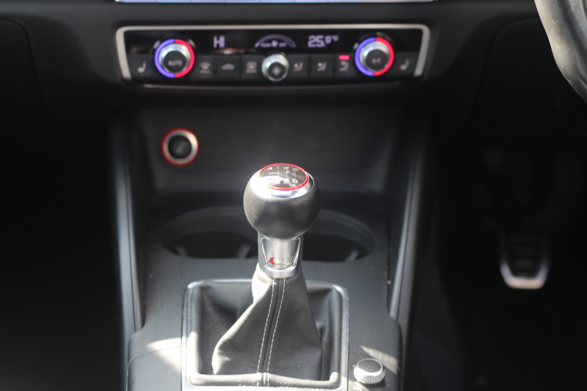 2016 (16) Audi S3 2.0 TFSI Sportback quattro 5dr (Nav)