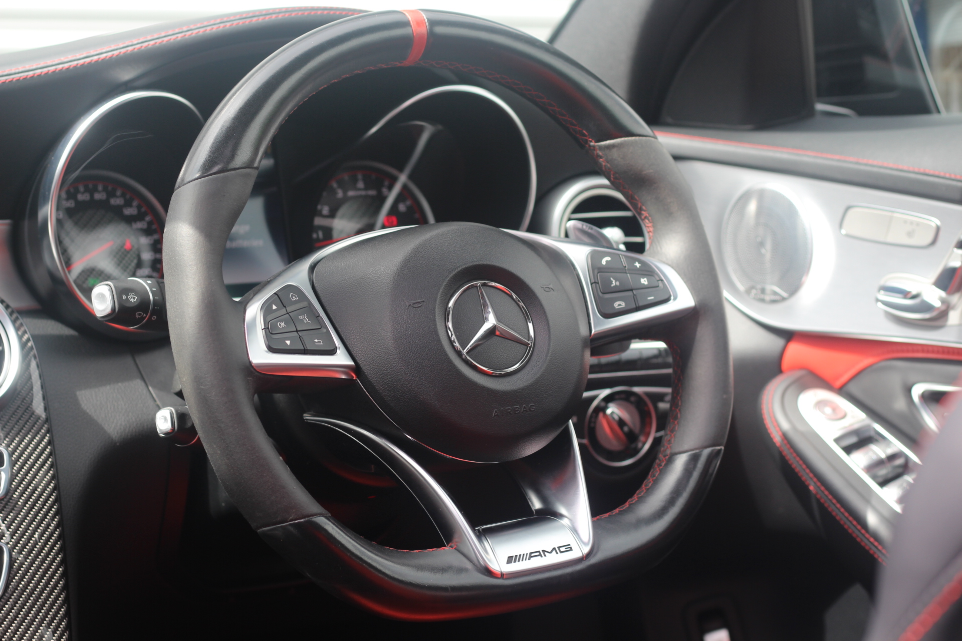 2016 (66) Mercedes-Benz C Class 4.0 C63 V8 BiTurbo AMG S (Premium) SpdS MCT (s/s) 4dr