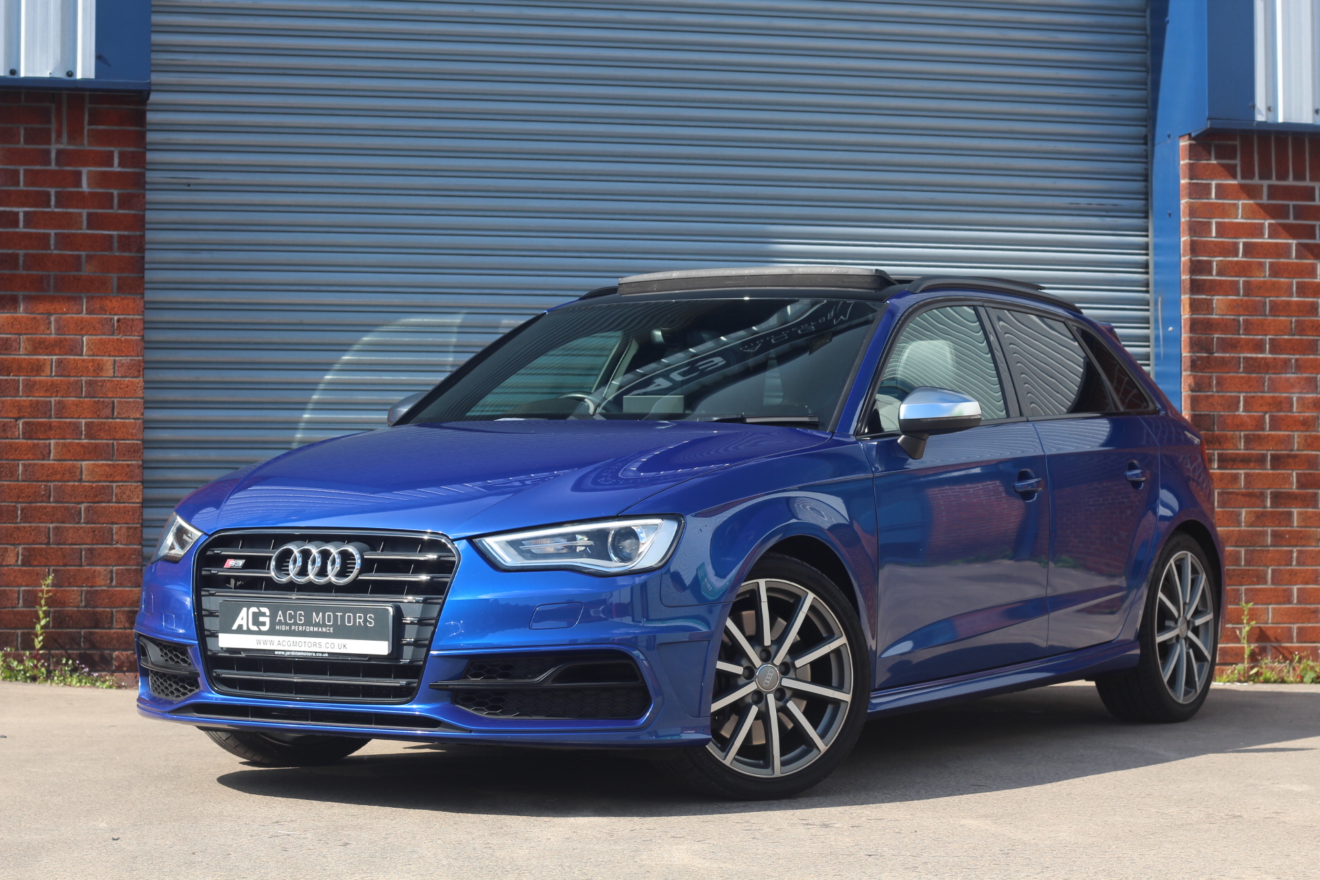 2016 (16) Audi S3 2.0 TFSI Sportback quattro 5dr (Nav)