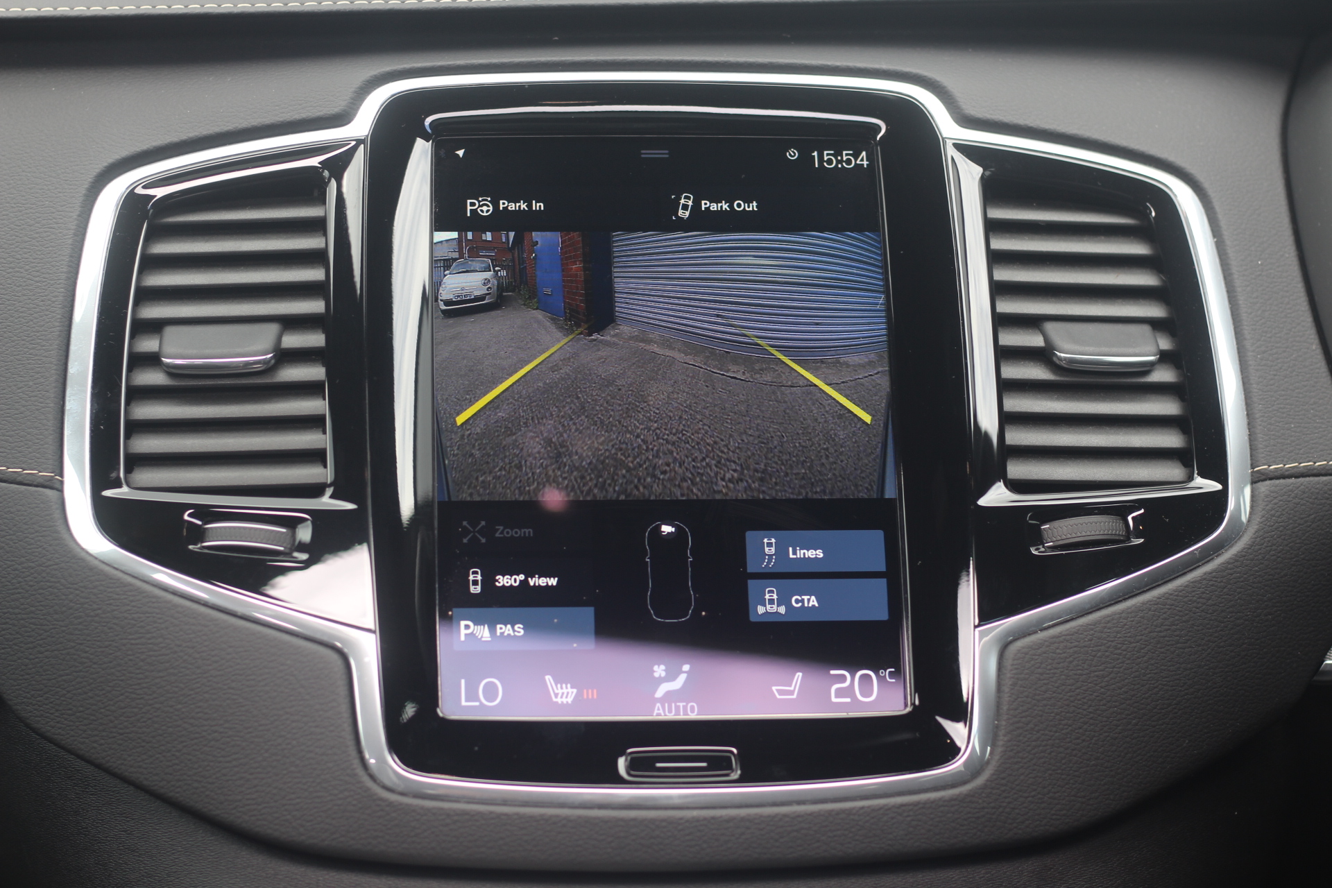 2019 (69) Volvo XC90 2.0h T8 Twin Engine 11.6kWh R-Design Pro Auto 4WD (s/s) 5dr