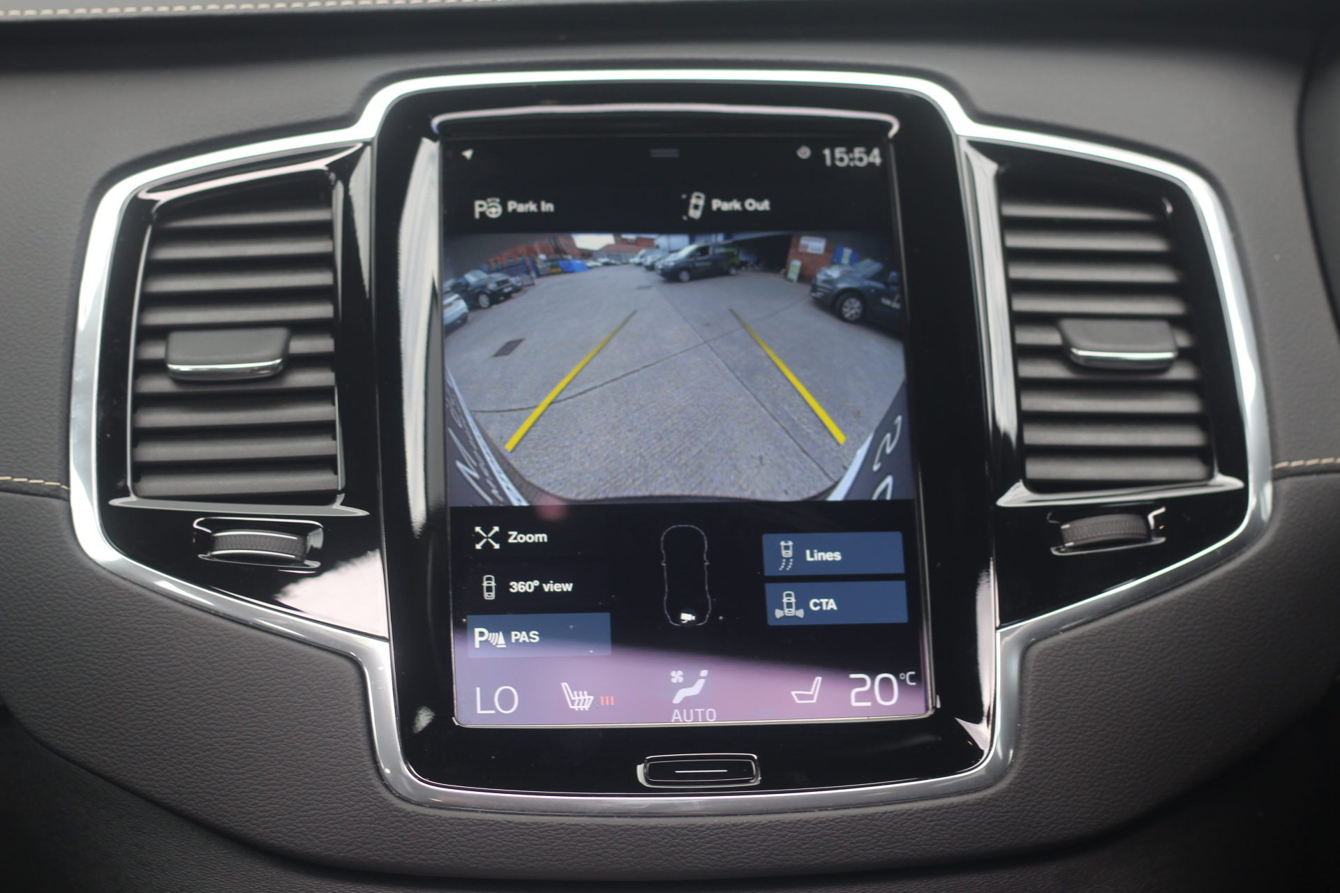 2019 (69) Volvo XC90 2.0h T8 Twin Engine 11.6kWh R-Design Pro Auto 4WD (s/s) 5dr