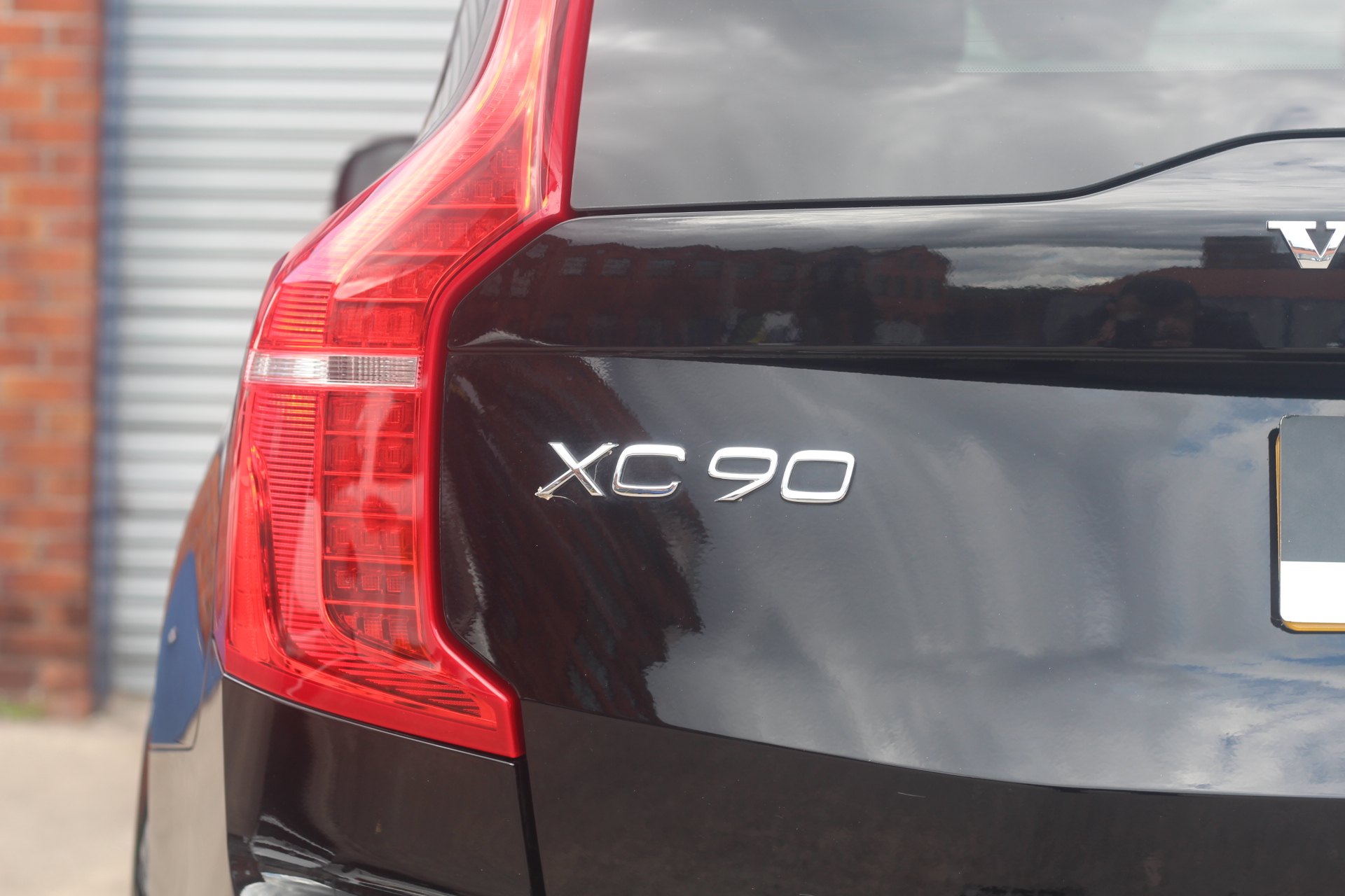 2019 (69) Volvo XC90 2.0h T8 Twin Engine 11.6kWh R-Design Pro Auto 4WD (s/s) 5dr