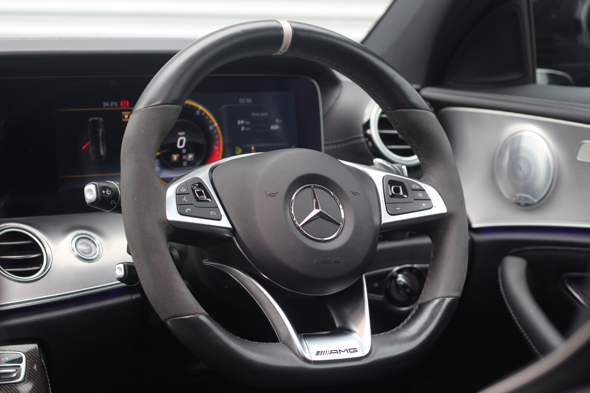 2017 (67) Mercedes-Benz E Class 4.0 E63 BiTurbo V8 AMG S (Premium) SpdS MCT 4MATIC+ (s/s) 4dr