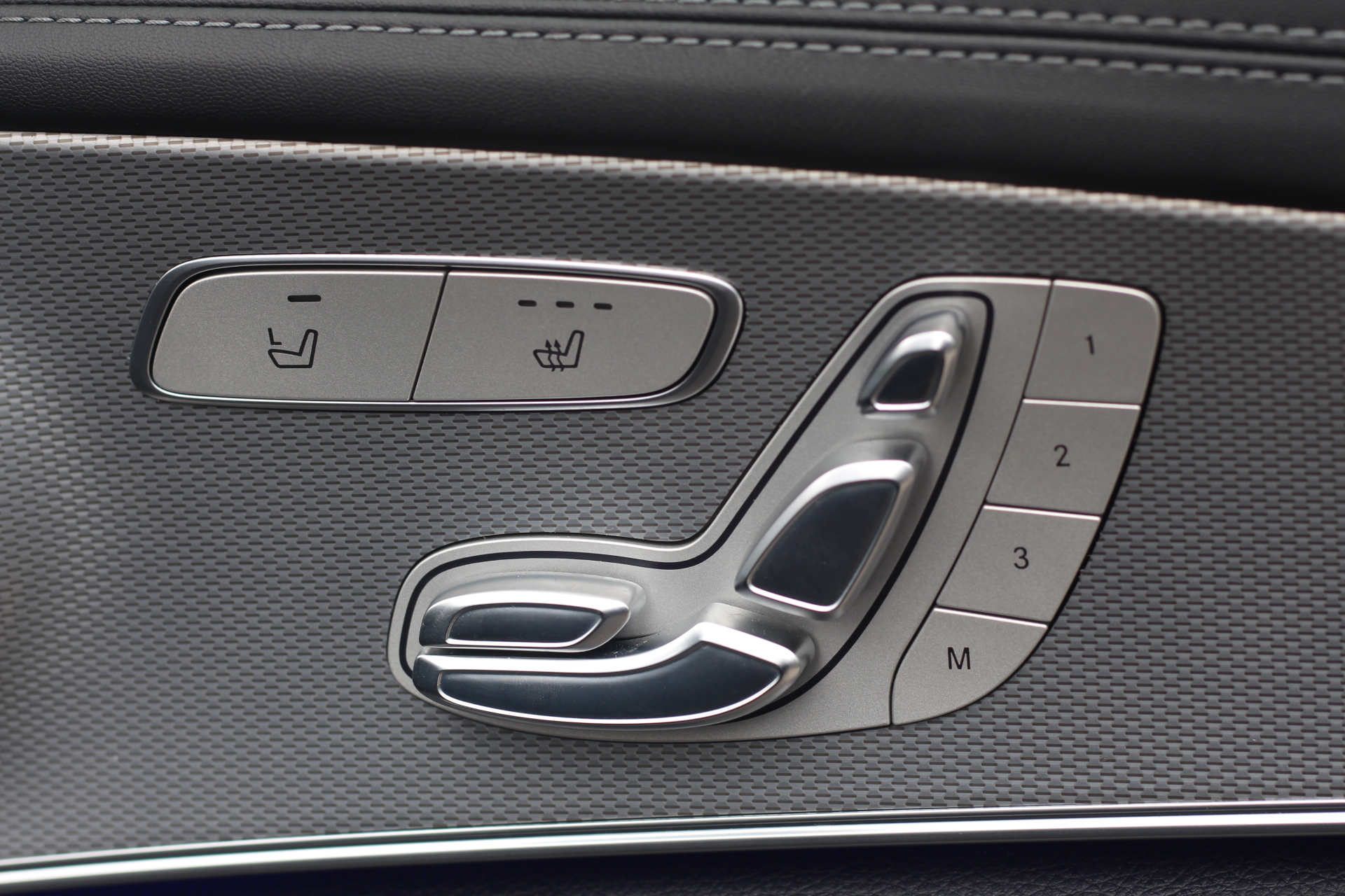 2017 (67) Mercedes-Benz E Class 4.0 E63 BiTurbo V8 AMG S (Premium) SpdS MCT 4MATIC+ (s/s) 4dr