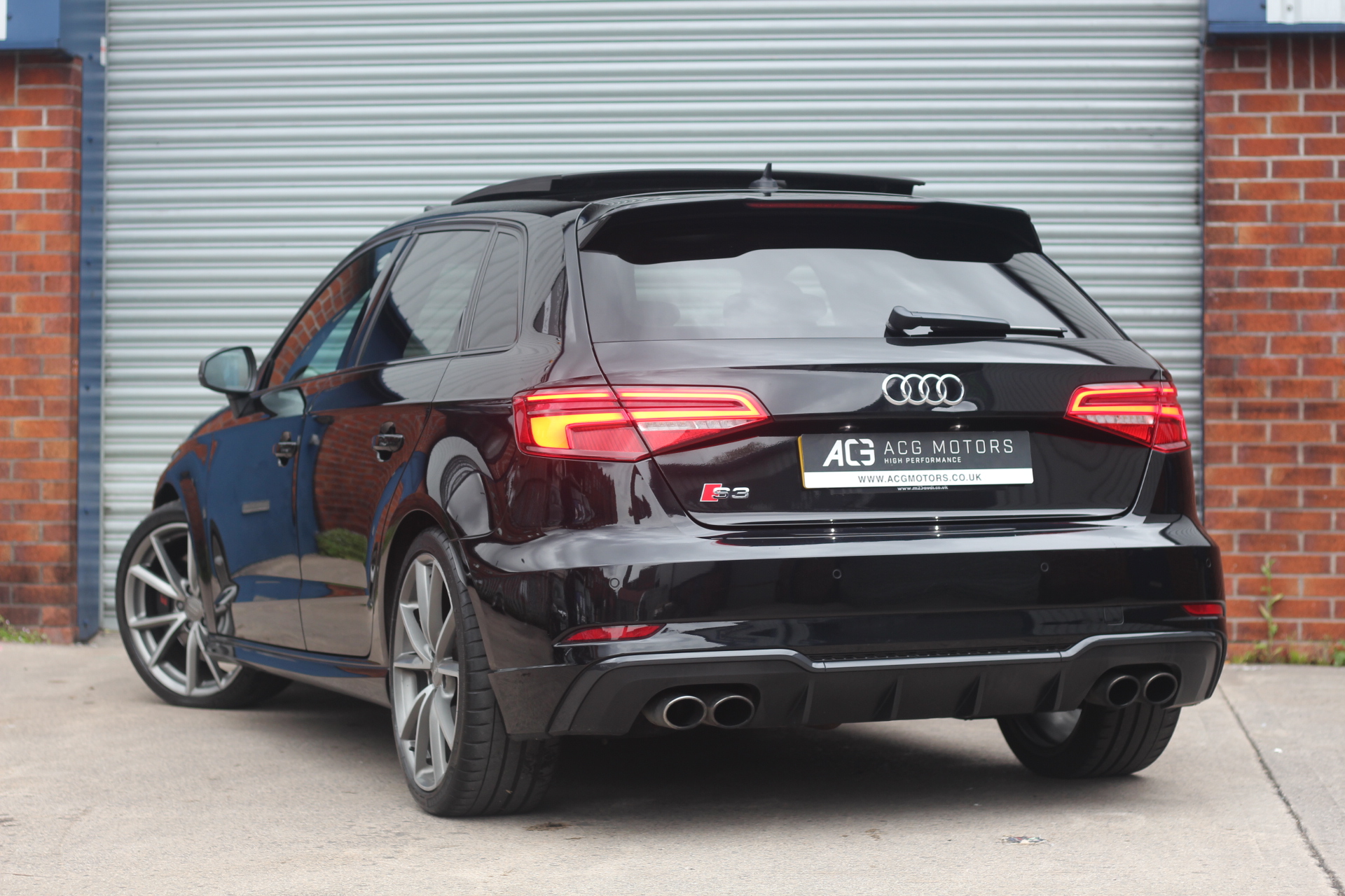 2017 (17) Audi S3 2.0 TFSI Black Edition Sportback S Tronic quattro (s/s) 5dr