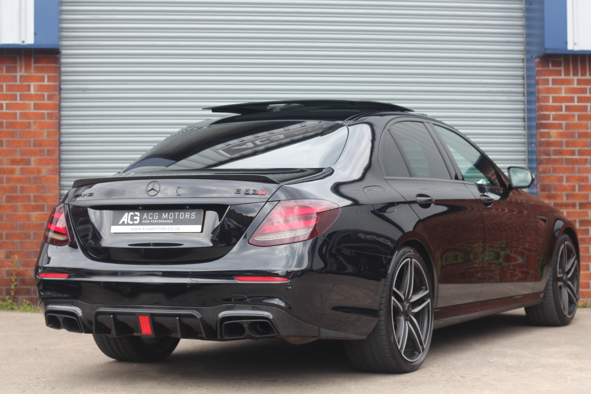 2017 (67) Mercedes-Benz E Class 4.0 E63 BiTurbo V8 AMG S (Premium) SpdS MCT 4MATIC+ (s/s) 4dr