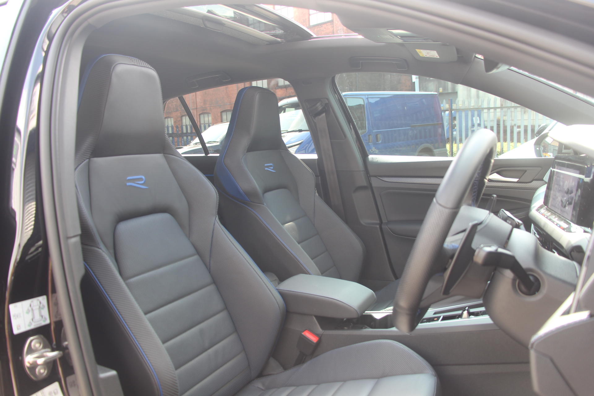2021 (21) Volkswagen Golf 2.0 TSI R DSG 4Motion (s/s) 5dr