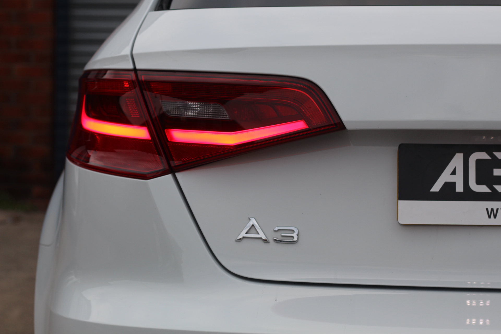 2015 (15) Audi A3 1.4 TFSI e-tron 8.8kWh Sportback e-S Tronic 5dr