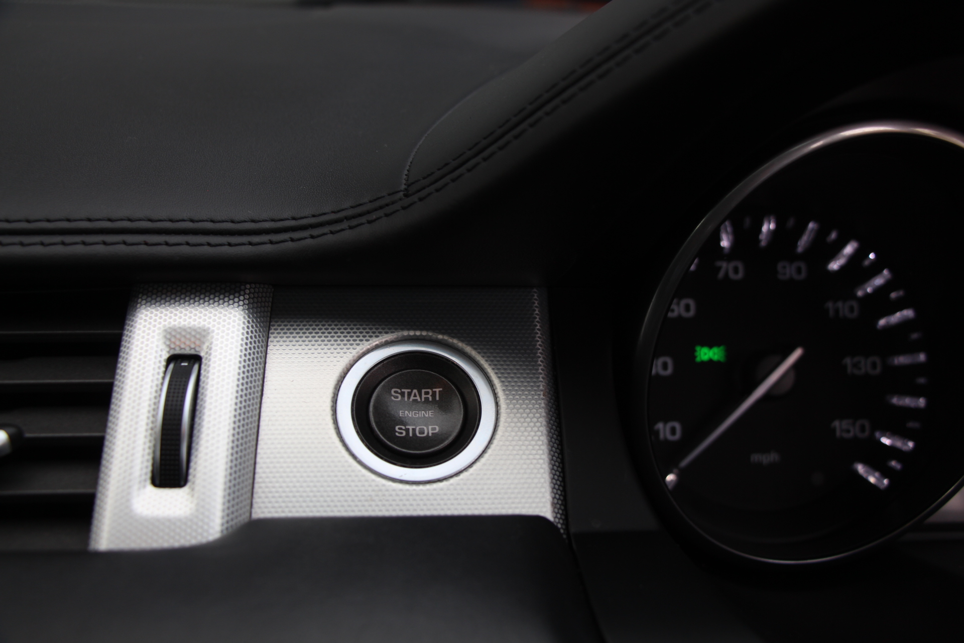 2013 (13) Land Rover Range Rover Evoque 2.2 SD4 Dynamic Lux AWD 5dr